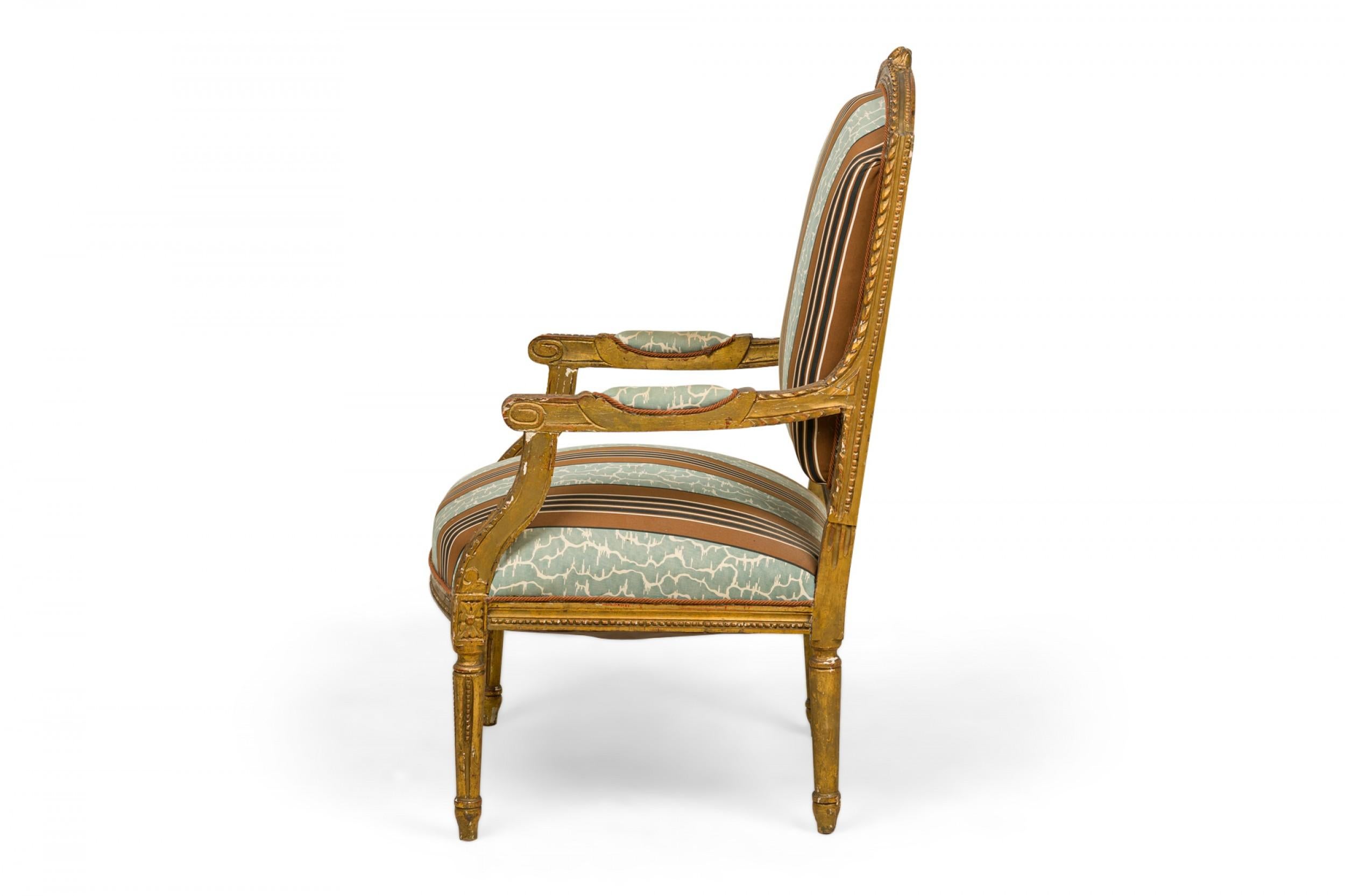 20th Century French Louis XVI-Style Giltwood Frame Blue and Red Striped Upholstered Armchairs For Sale