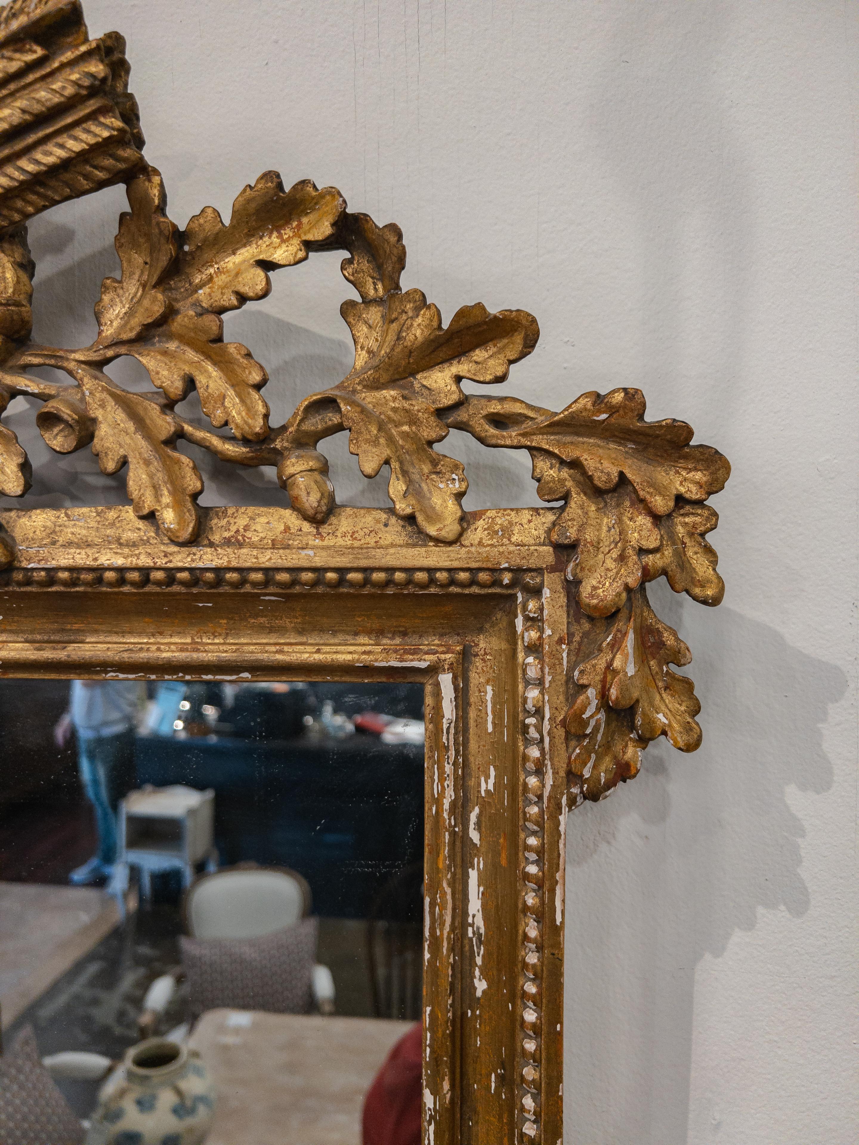 French Louis XVI Style Giltwood Mirror In Good Condition In Houston, TX