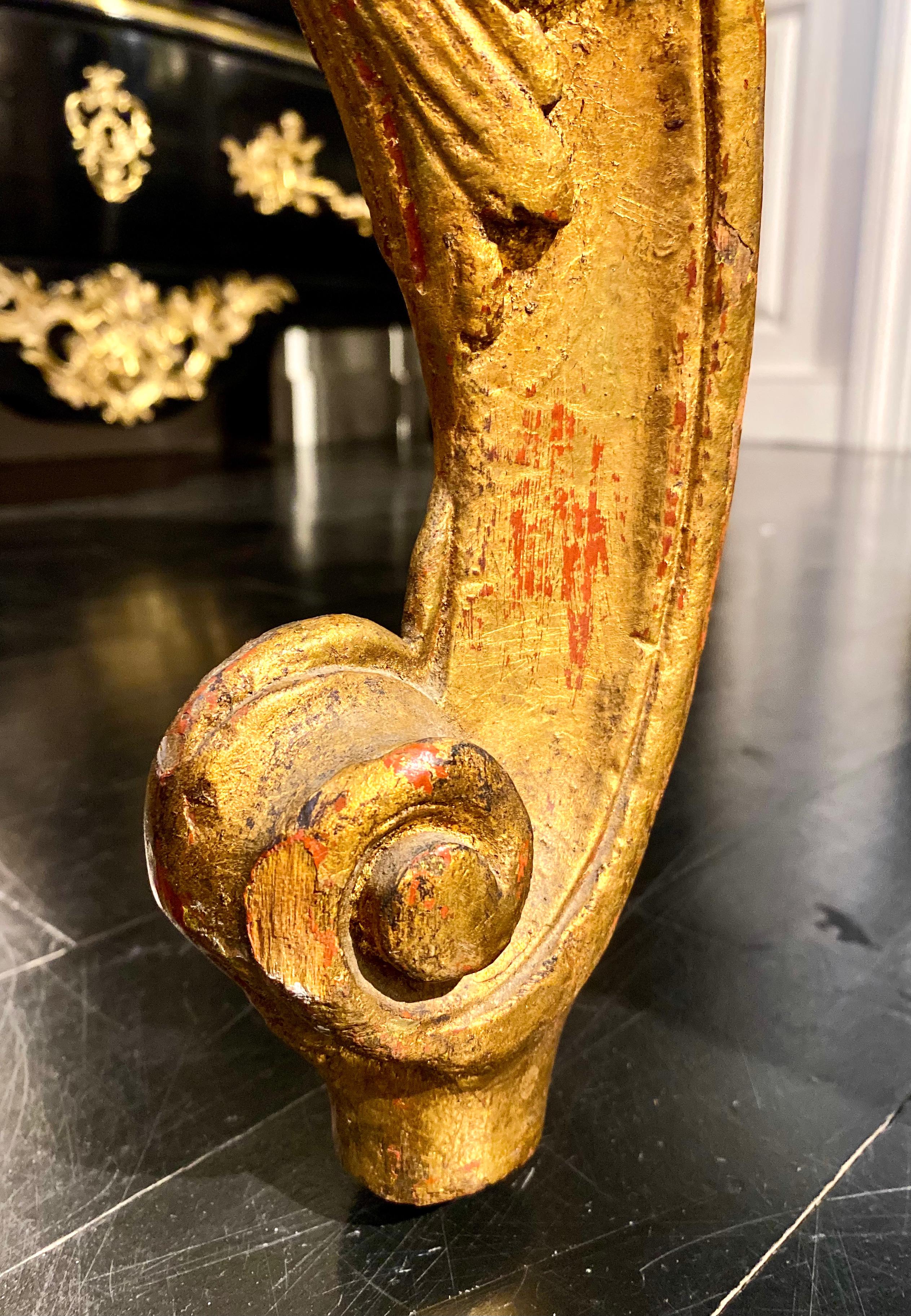 Panca semicircolare francese in legno dorato in stile Luigi XVI, modello ispirato a Jacob in vendita 9