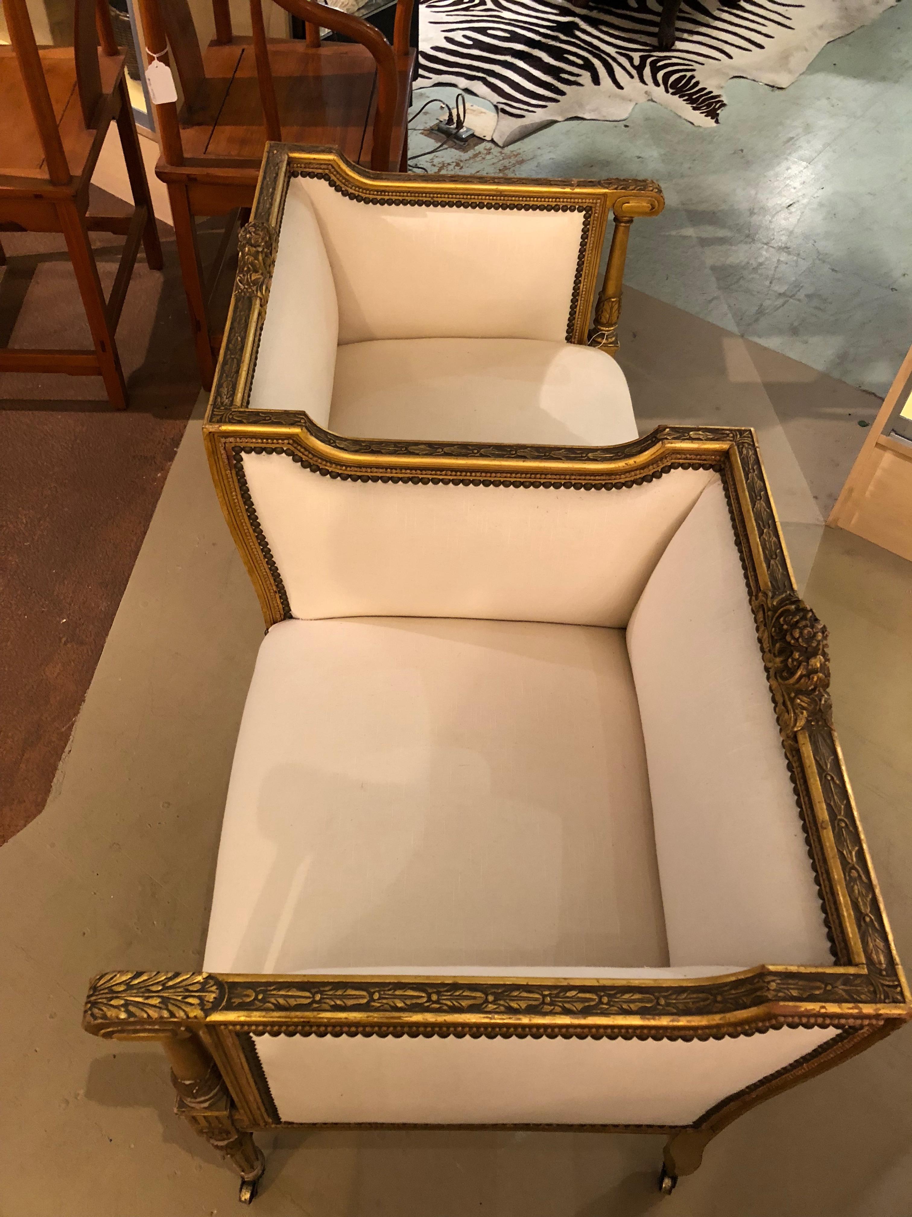 French Louis XVI Style Giltwood White Upholstered Tete a Tete 3