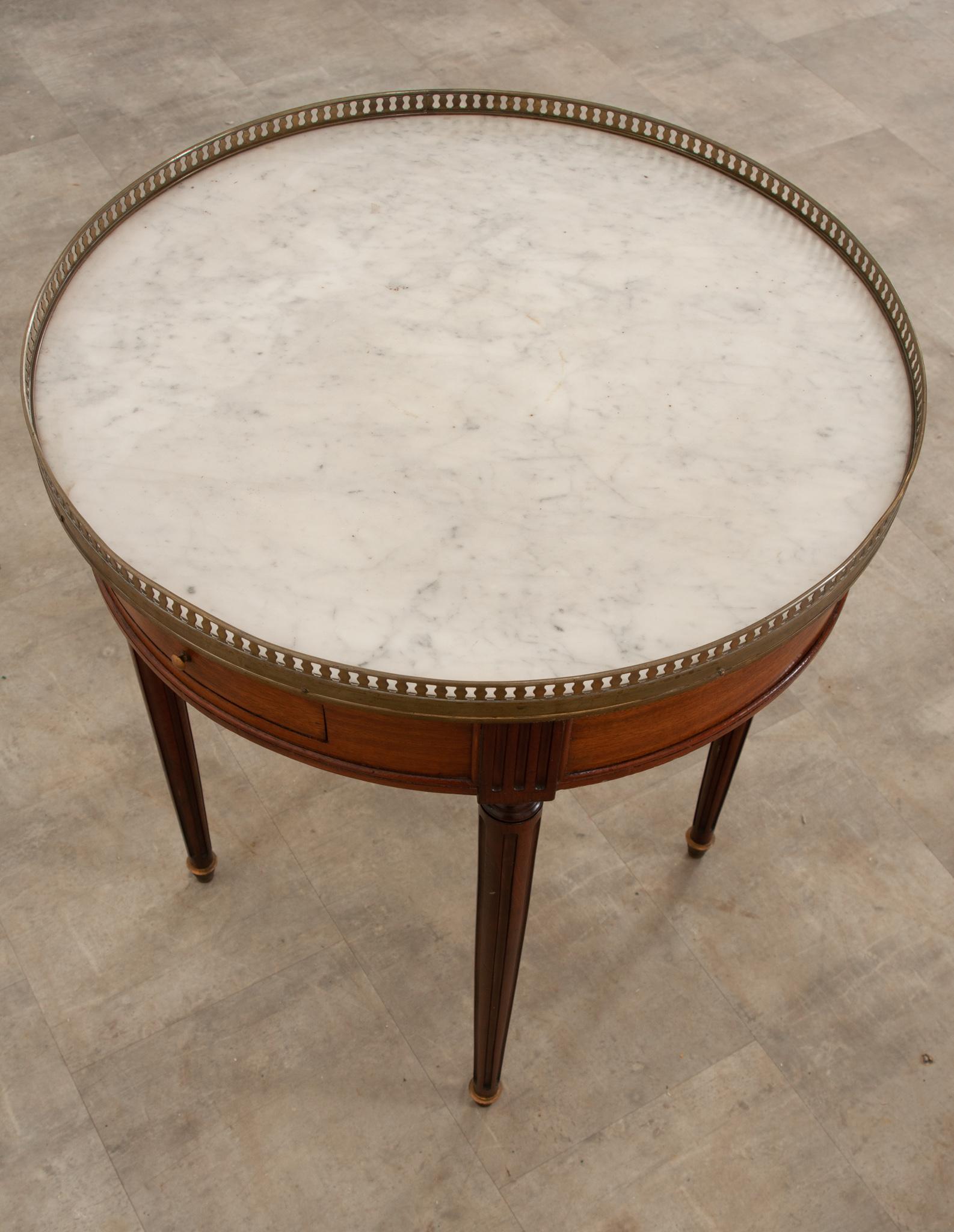 20ième siècle Table Bouillotte Guéridon de style Louis XVI français