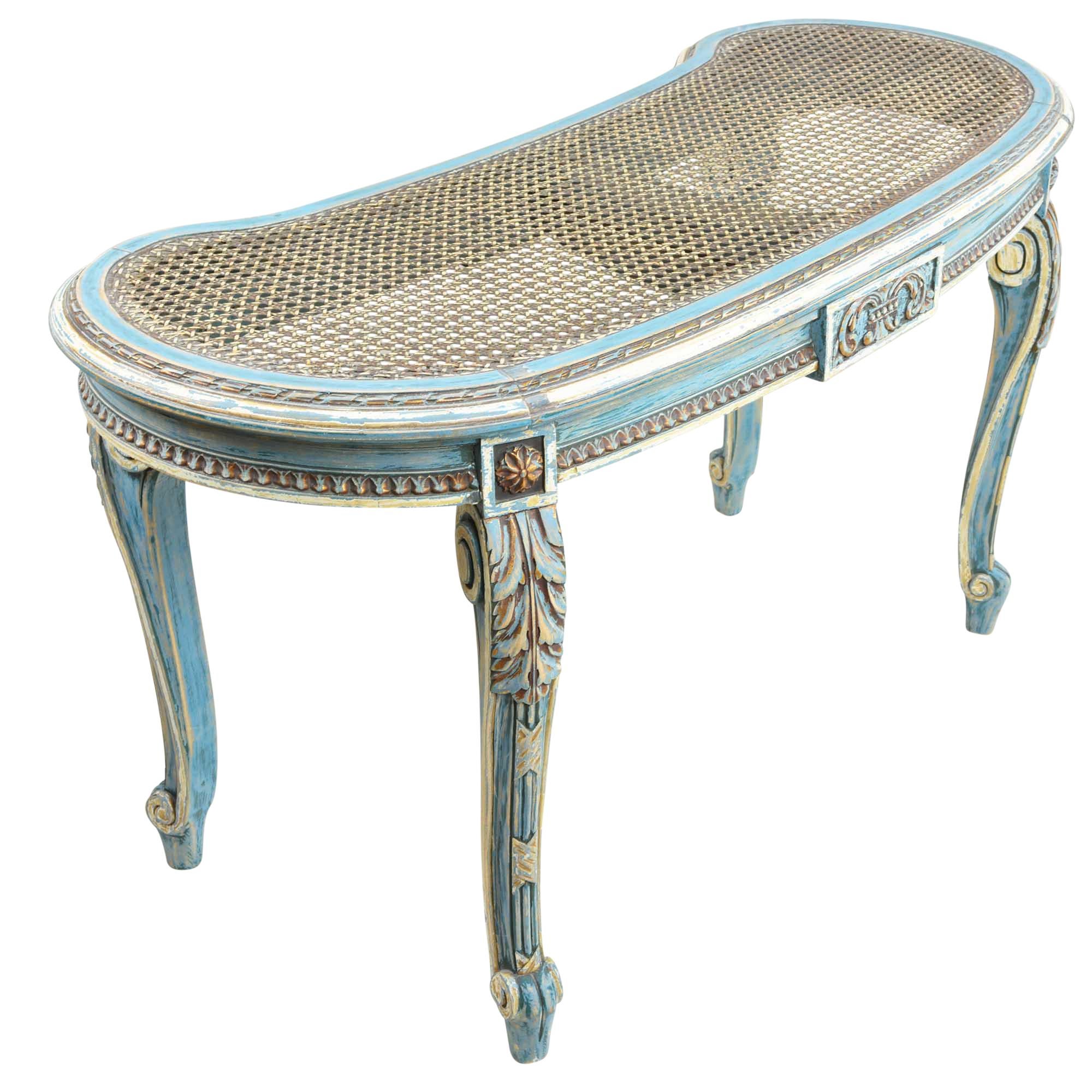 French Louis XVI Style Kidney Shape Vanity or Window Bench French Blue Accents In Good Condition In Pataskala, OH