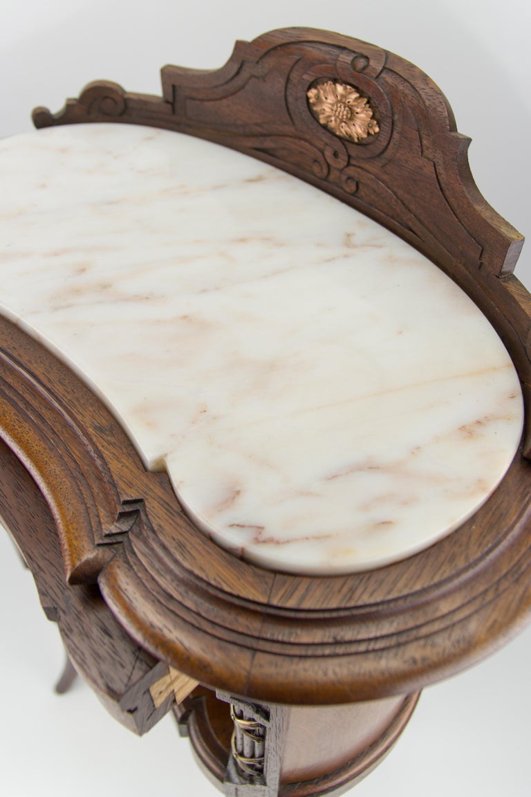 French Louis XVI Style Kidney Shaped Nightstand with Marble Top and Brass Mounts For Sale 14