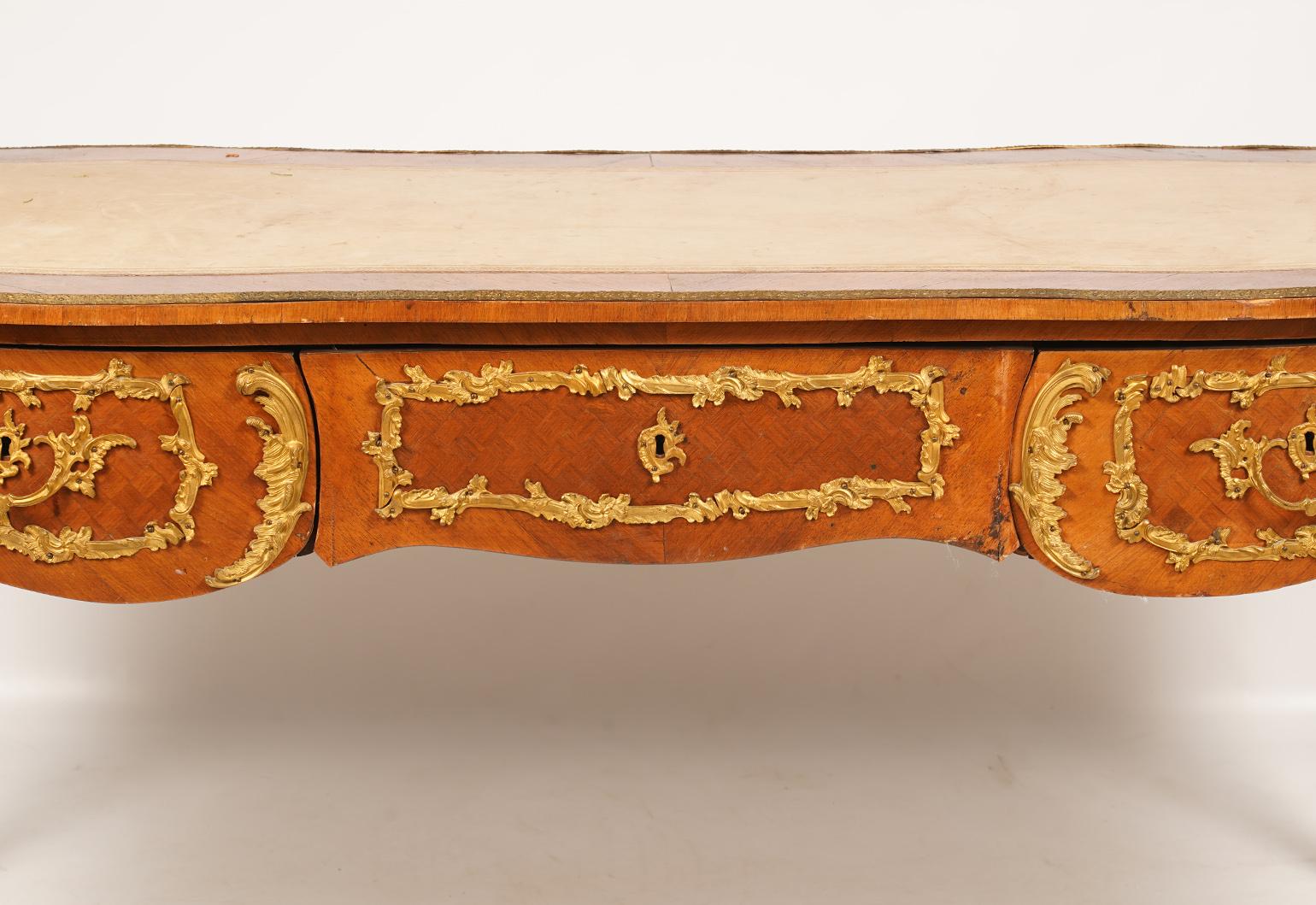 French Louis XVI Style Kingwood 19th Century Bureau Plat Desk with Bronze Mounts 3