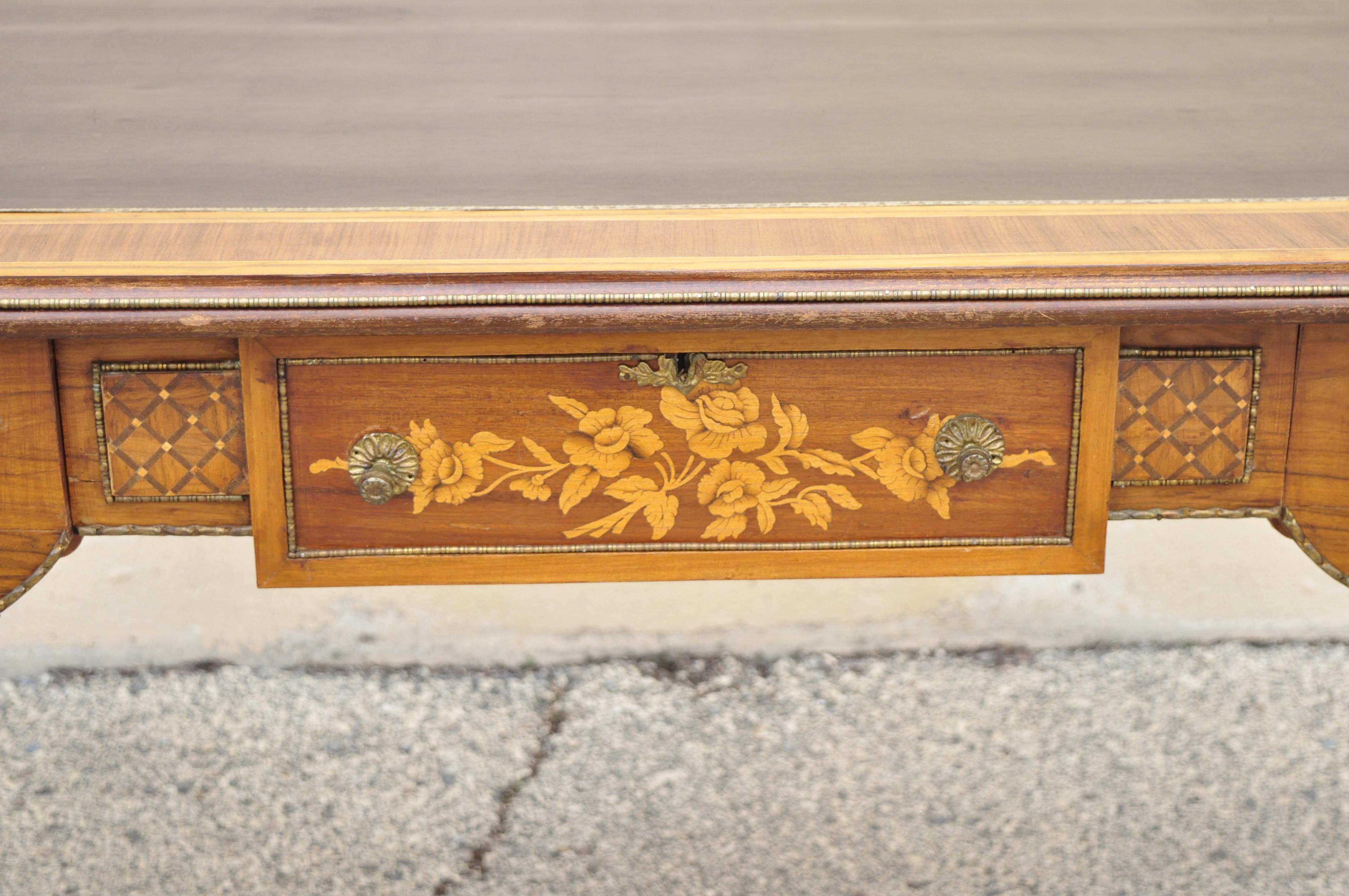 French Louis XVI Style Leather Top Bureau Plat Large Floral Inlay Executive Desk In Good Condition In Philadelphia, PA