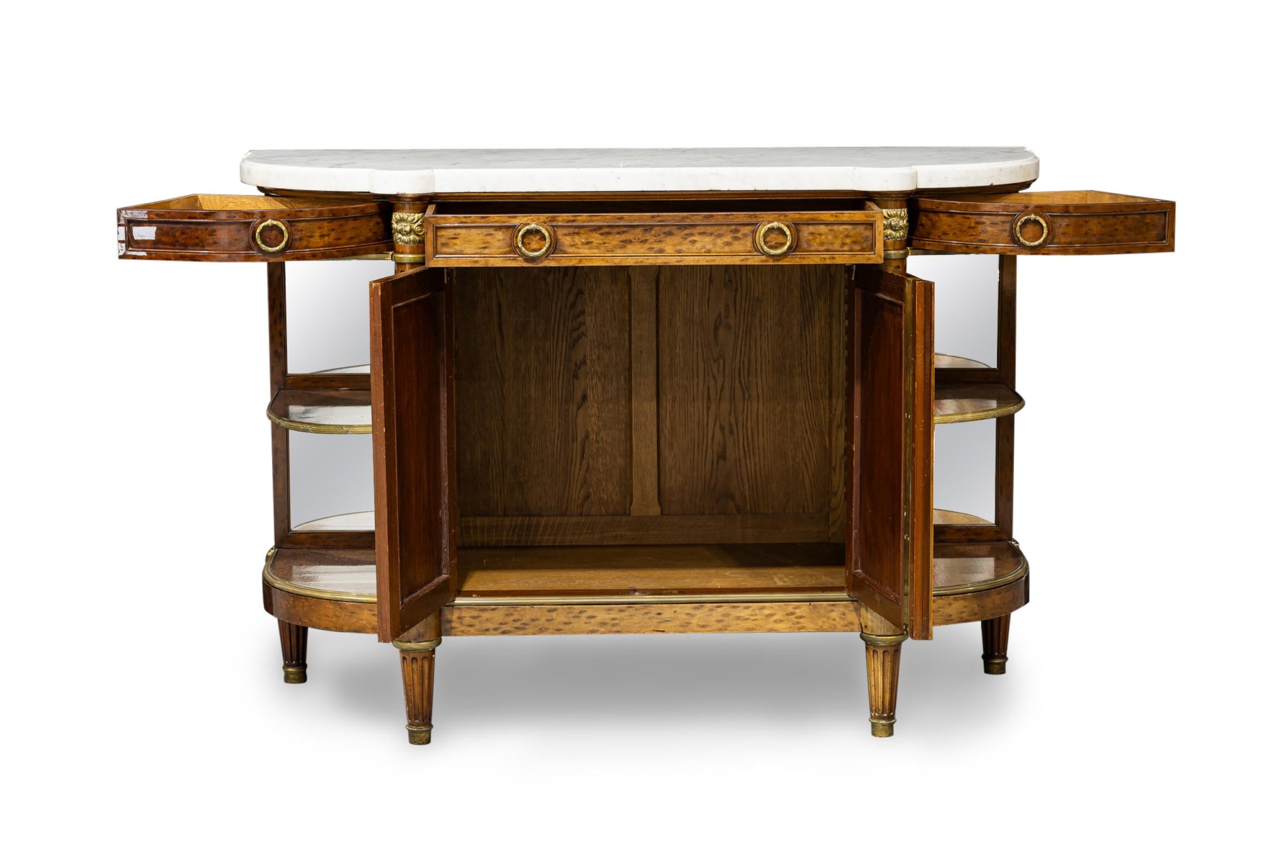 French Louis XVI Style Mahogany and Brass Server Cabinet In condizioni buone in vendita a Queens, NY