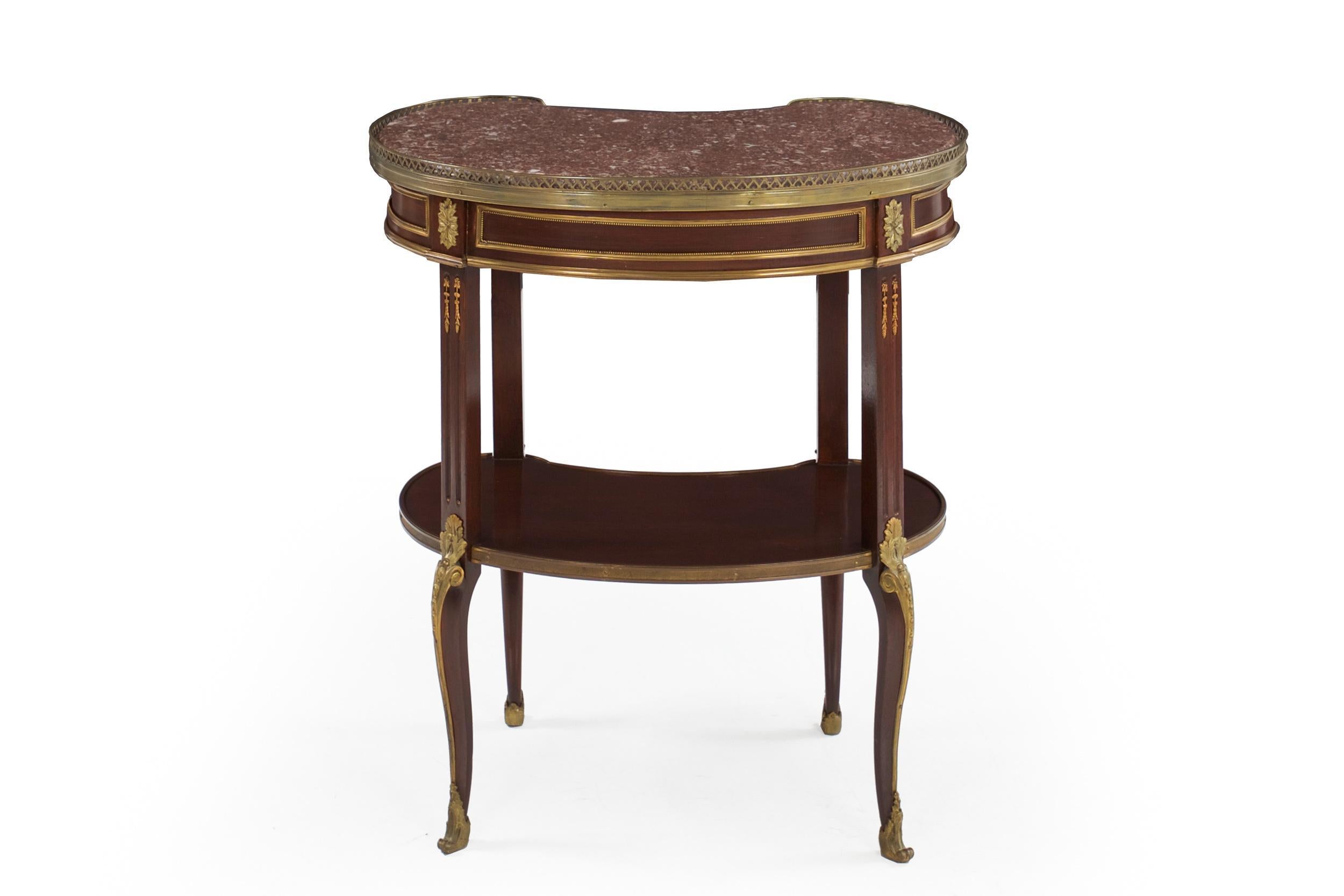 French Louis XVI Style Mahogany and Bronze Kidney-Form Accent Table In Good Condition In Shippensburg, PA