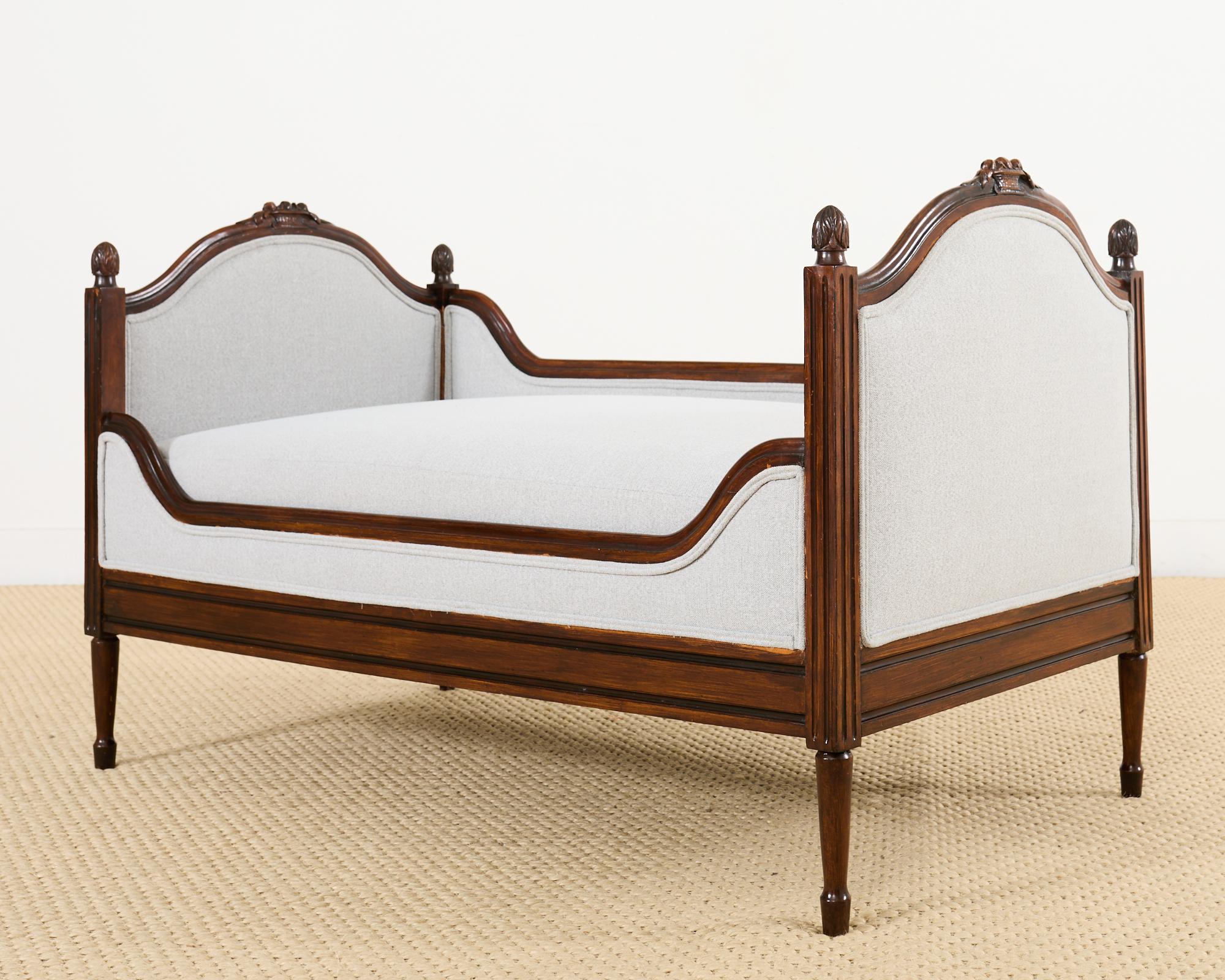 French Louis XVI Style Mahogany Bench or Diminutive Settee In Good Condition In Rio Vista, CA