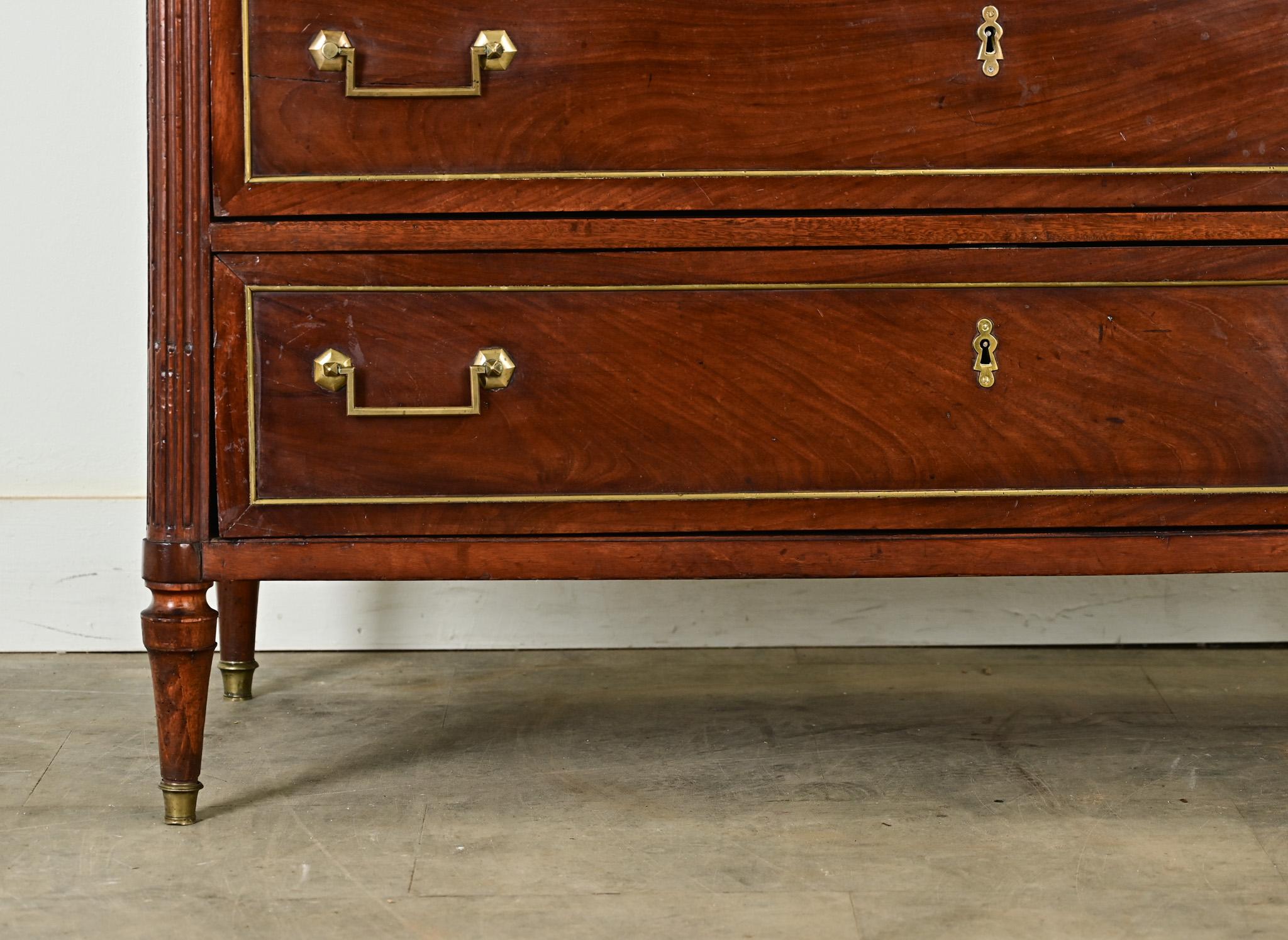 French Louis XVI Style Mahogany Commode In Good Condition For Sale In Baton Rouge, LA