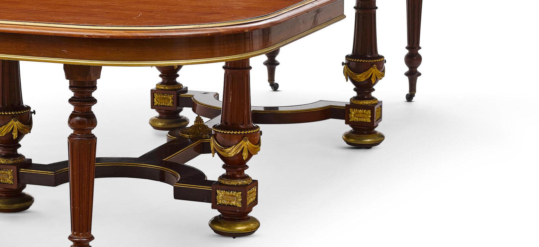 French Louis XVI Style Mahogany Dining Table, 19th Century 8