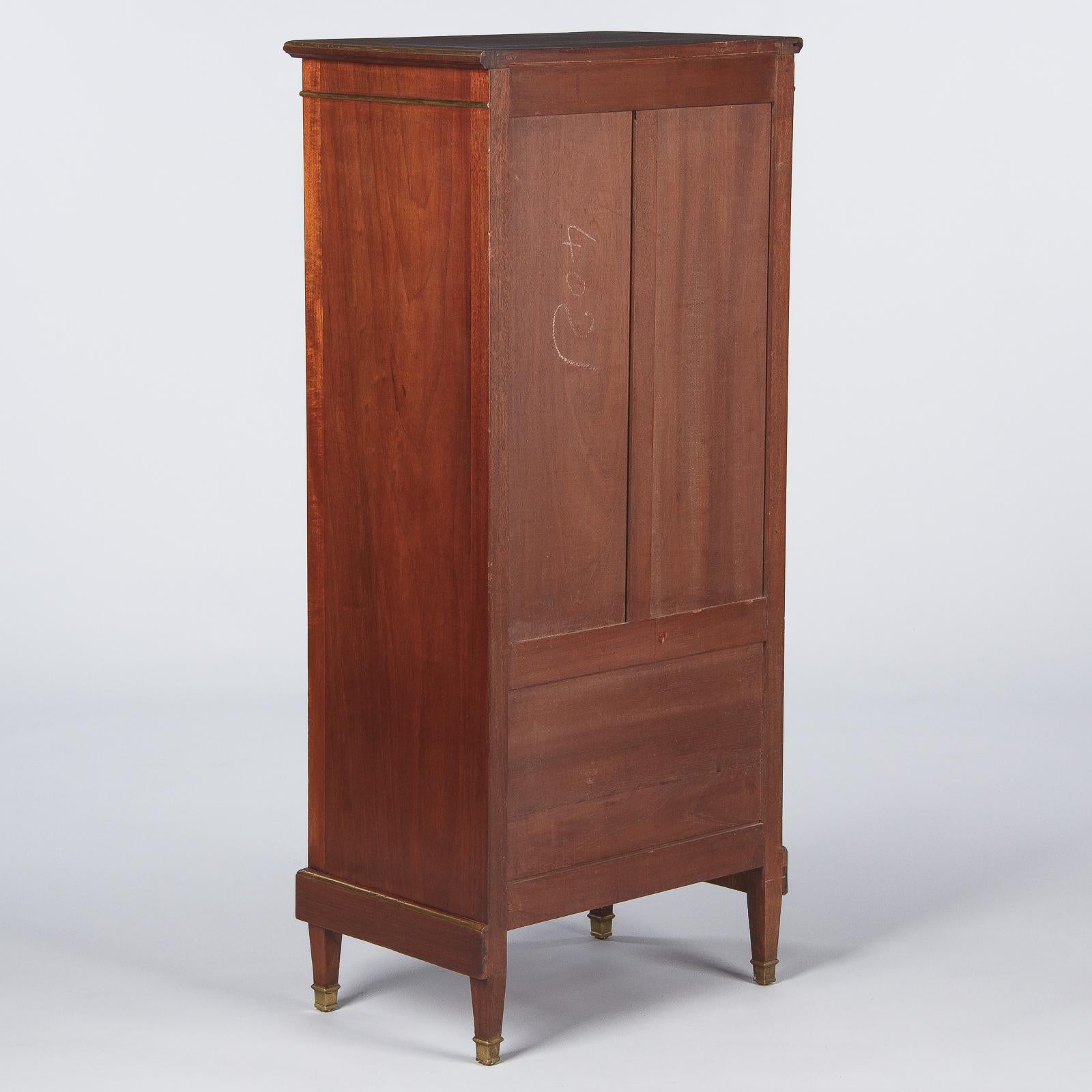 French Louis XVI Style Mahogany Display Cabinet, Early 1900s 12