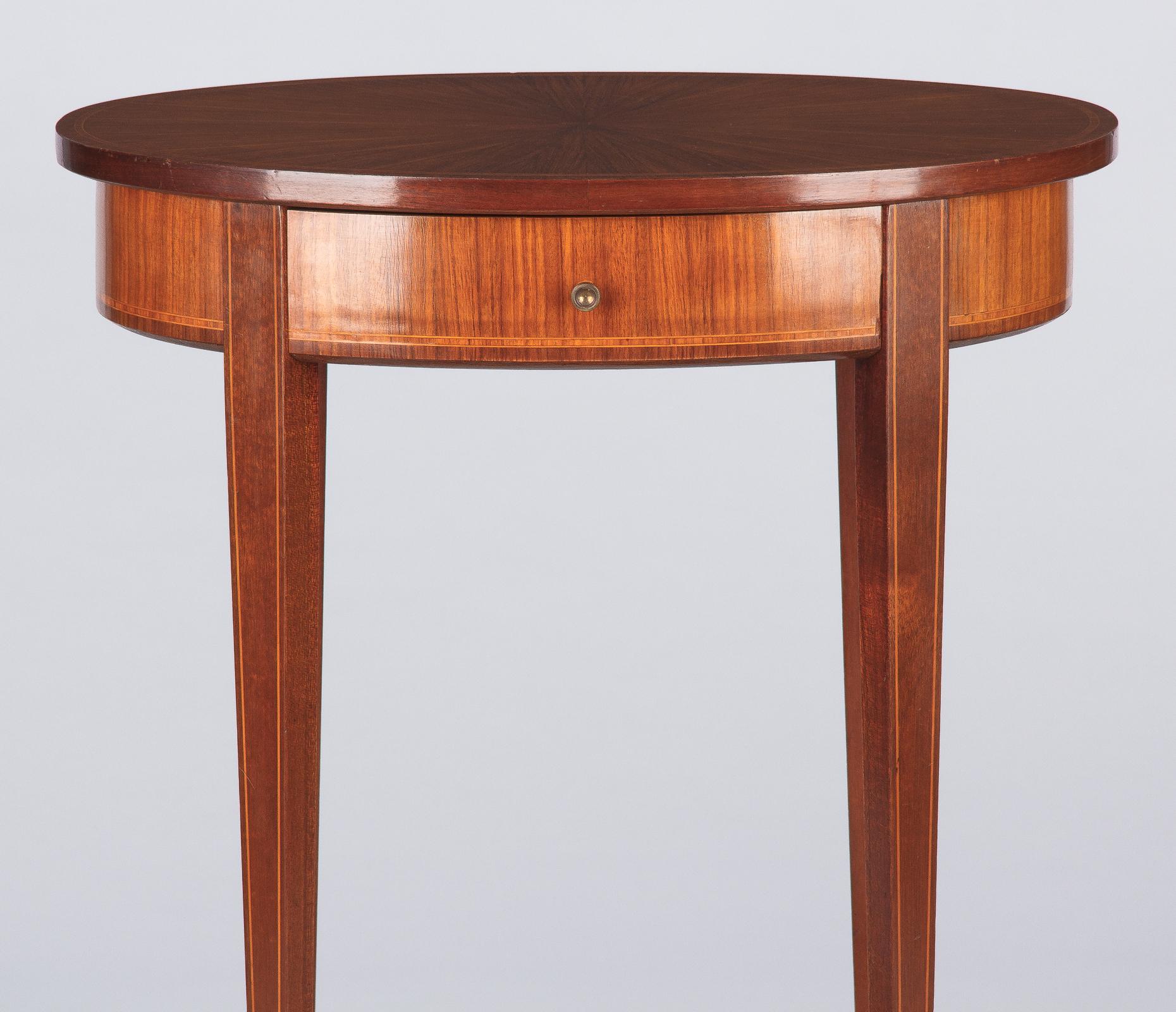 French Louis XVI Style Mahogany Side Table, Early 1900s 5