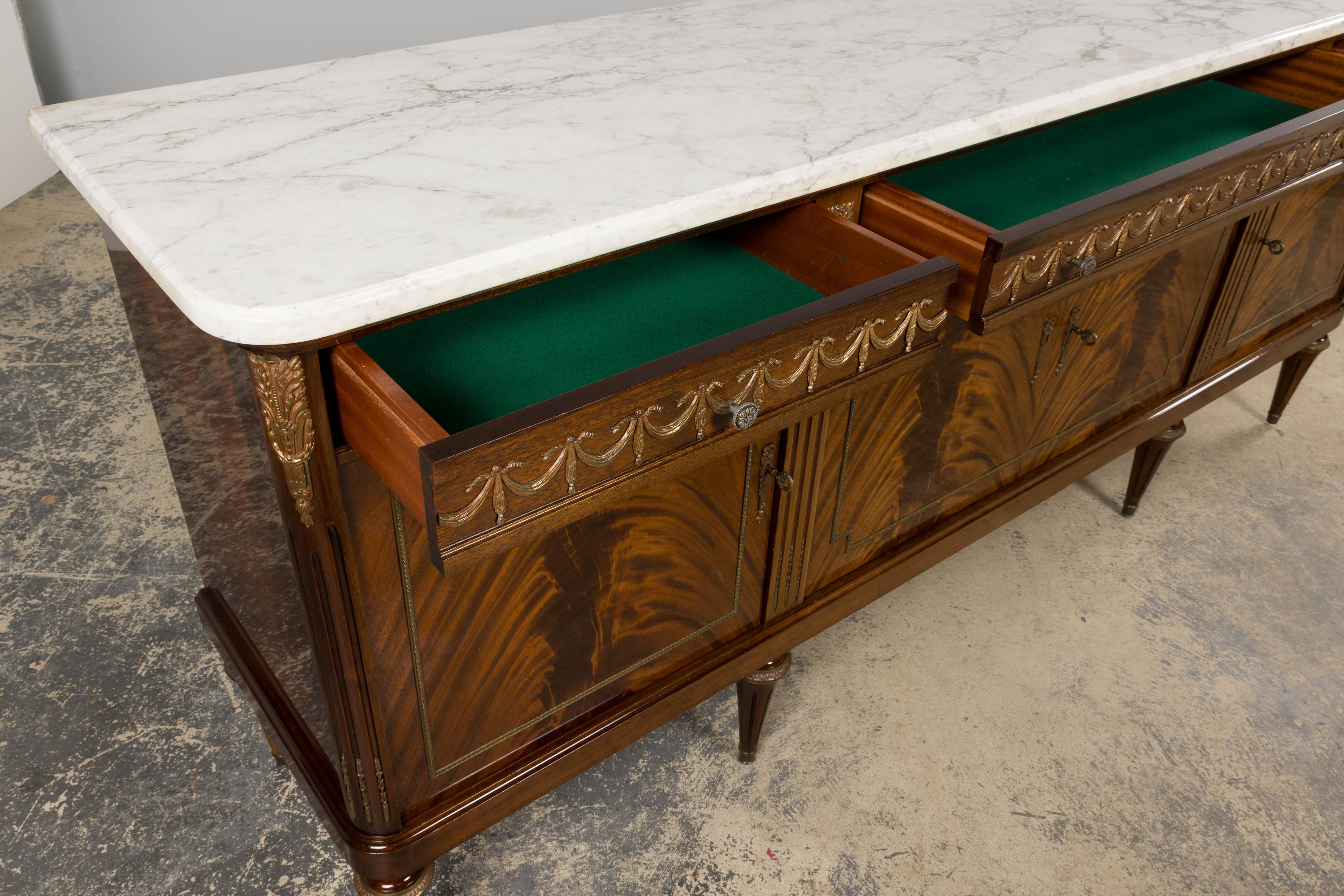 French Louis XVI Style Mahogany Sideboard Buffet W/ Carrara Marble For Sale 4