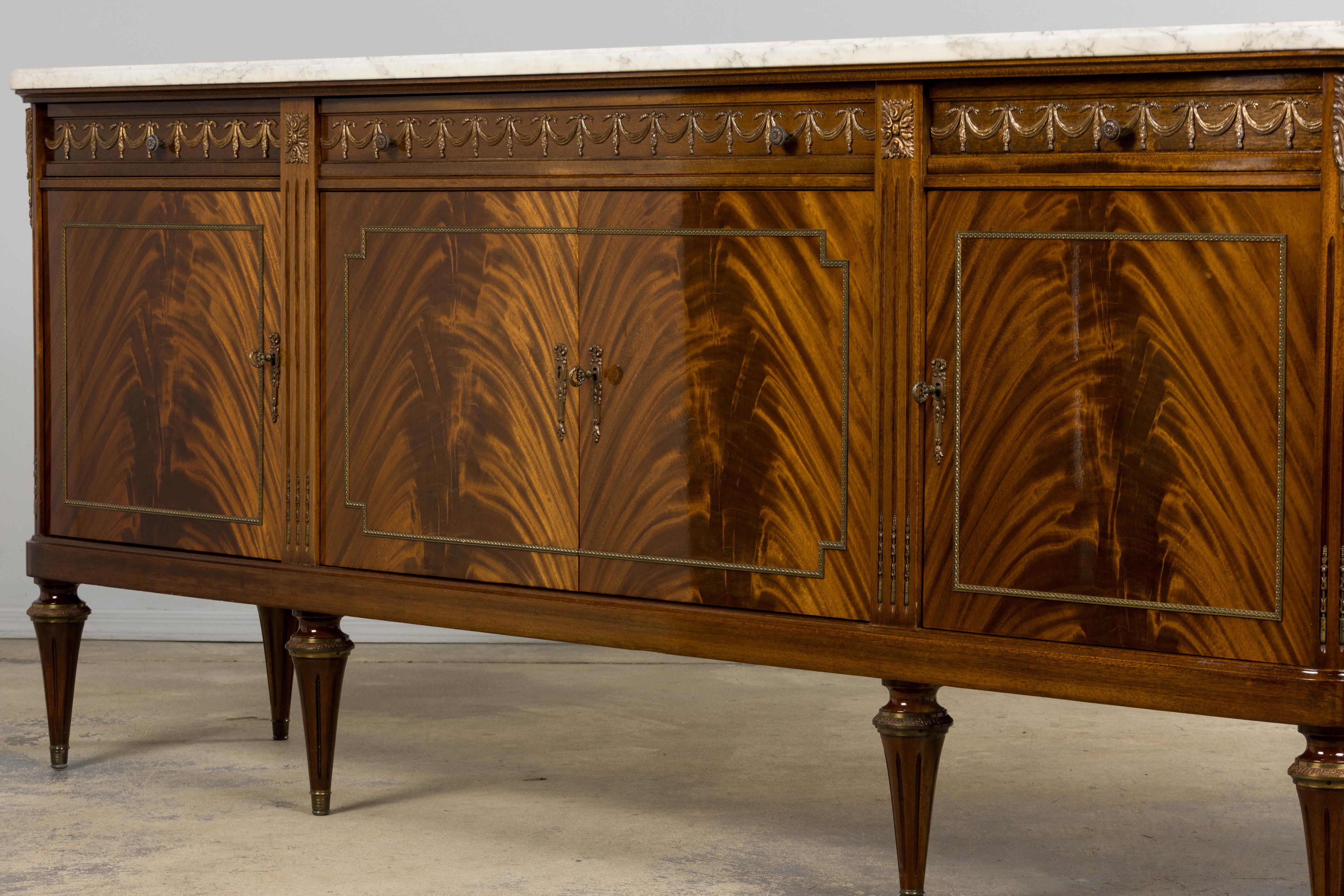 French Louis XVI Style Mahogany Sideboard Buffet W/ Carrara Marble For Sale 11