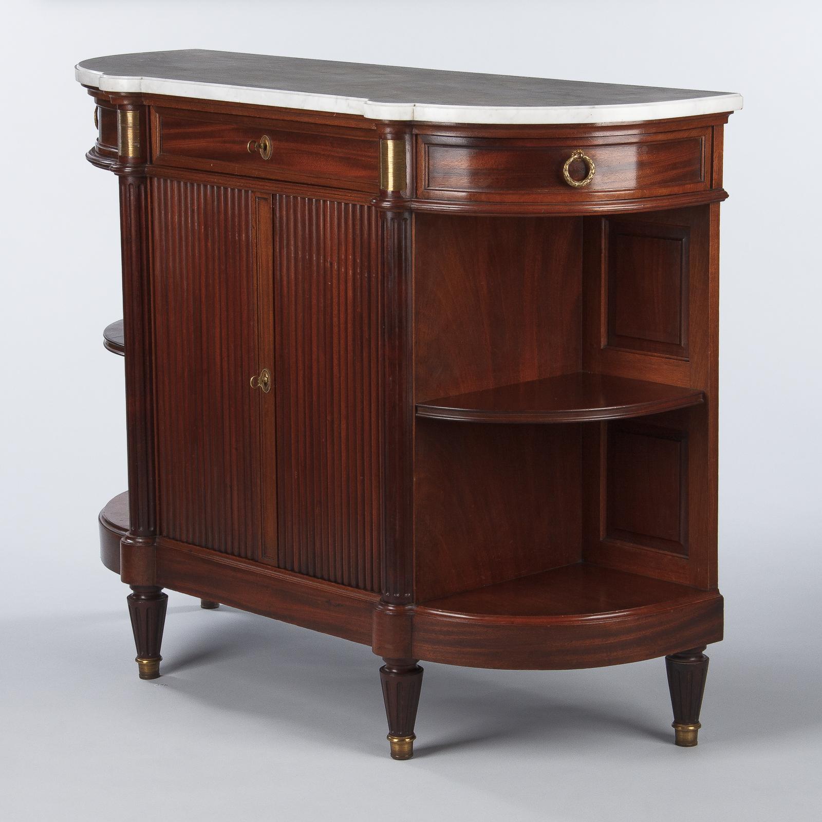 Französisches Mahagoni-Sideboard im Louis-XVI-Stil mit Marmorplatte:: Anfang 1900 13