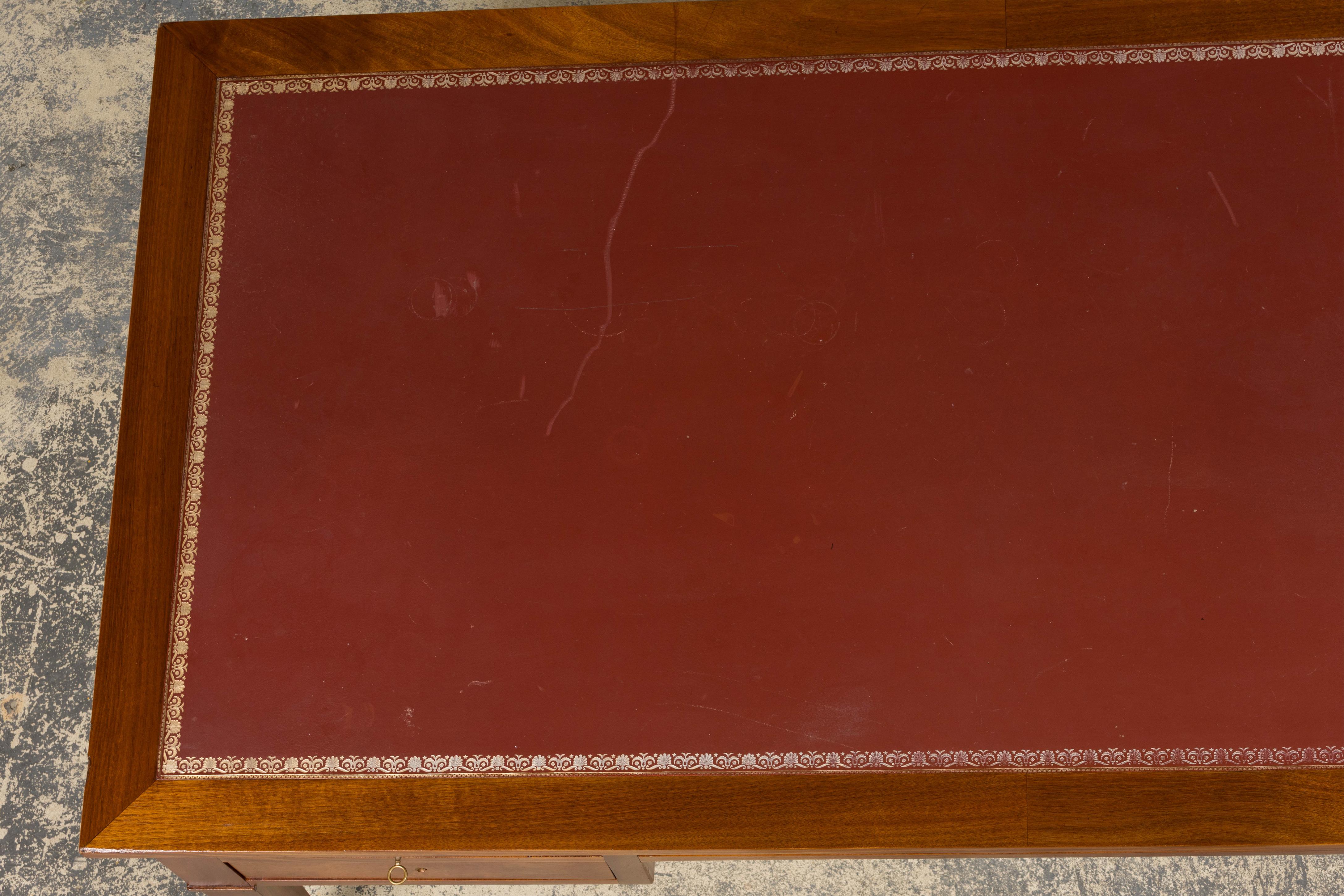 20th Century French Louis XVI Style Mahogany Writing Desk with Leather Top For Sale