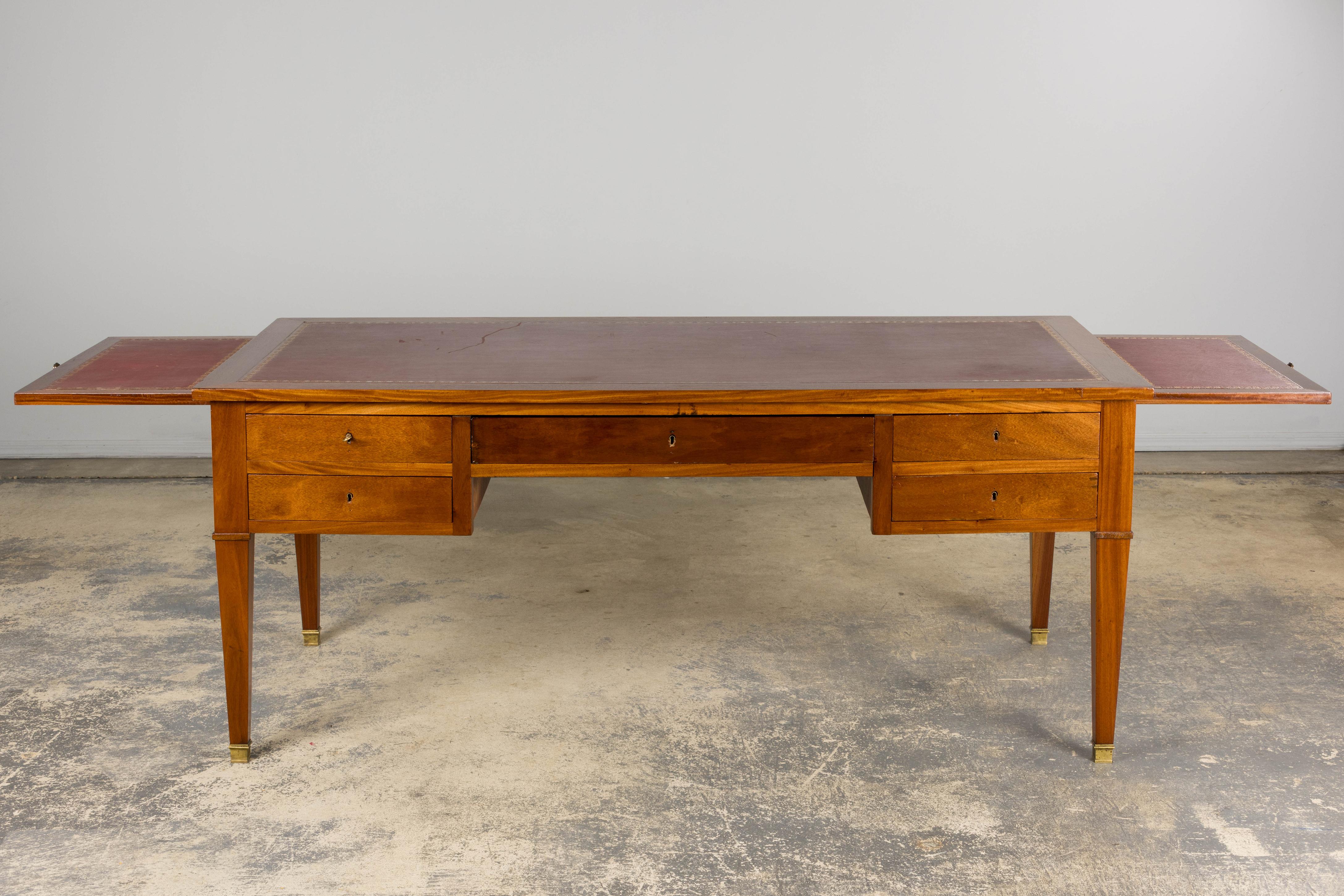French Louis XVI Style Mahogany Writing Desk with Leather Top For Sale 1