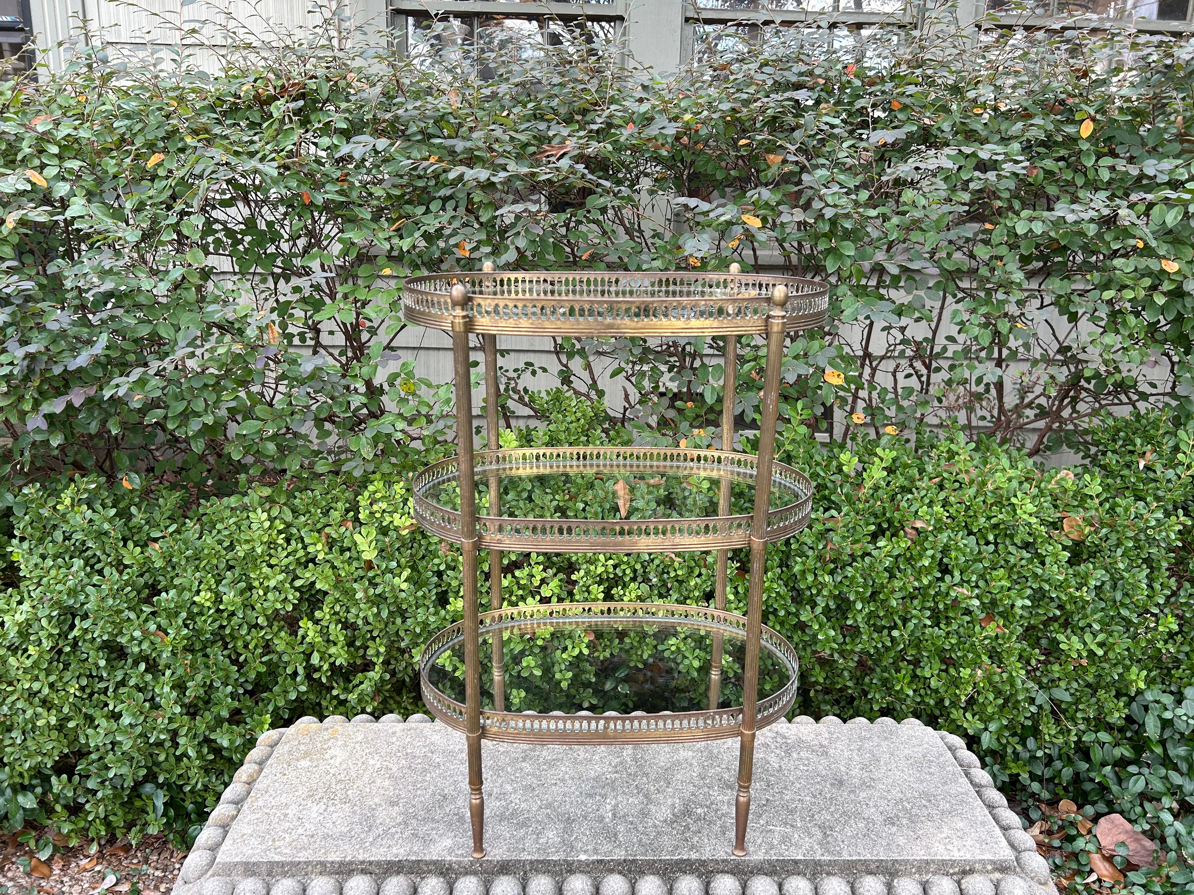 Table d'inspiration Maison Bauges de style Louis XVI en vente 5