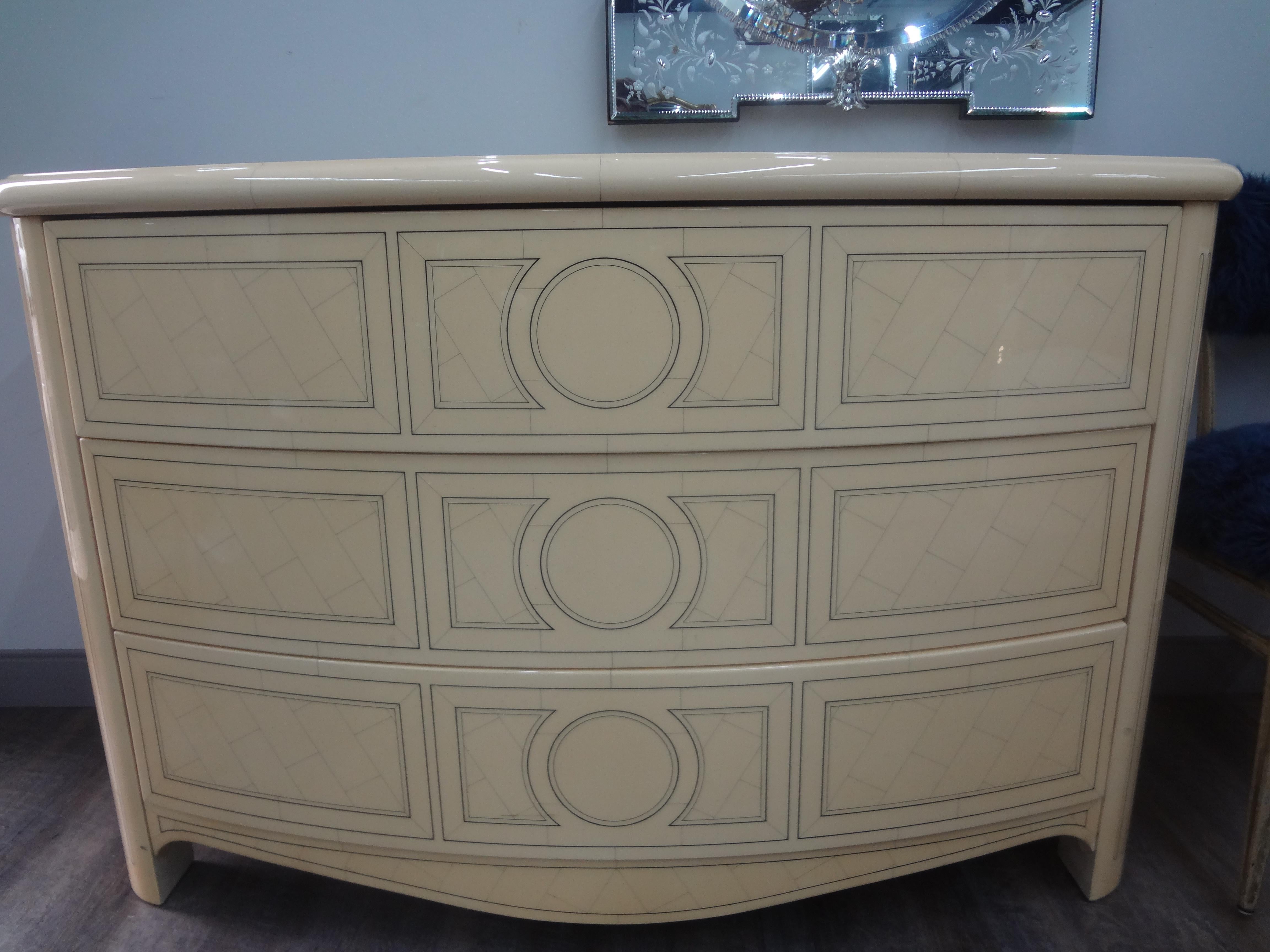 Late 20th Century French Louis XVI Style Maison Jansen Lacquered Commode For Sale