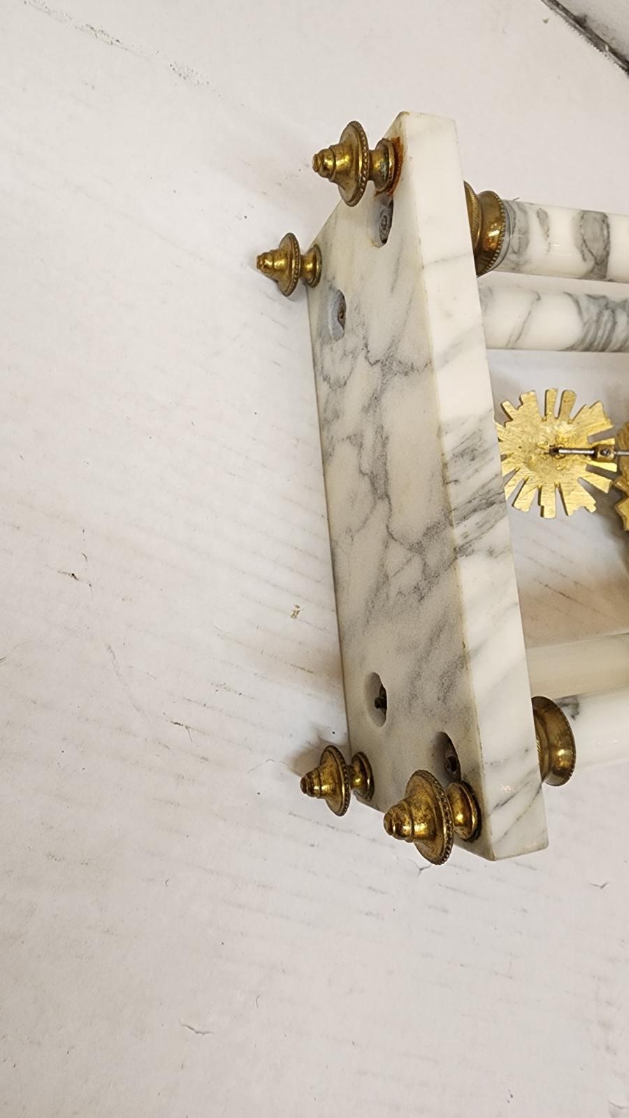 French Louis XVI Style Mantle clock In Good Condition For Sale In Dallas, TX