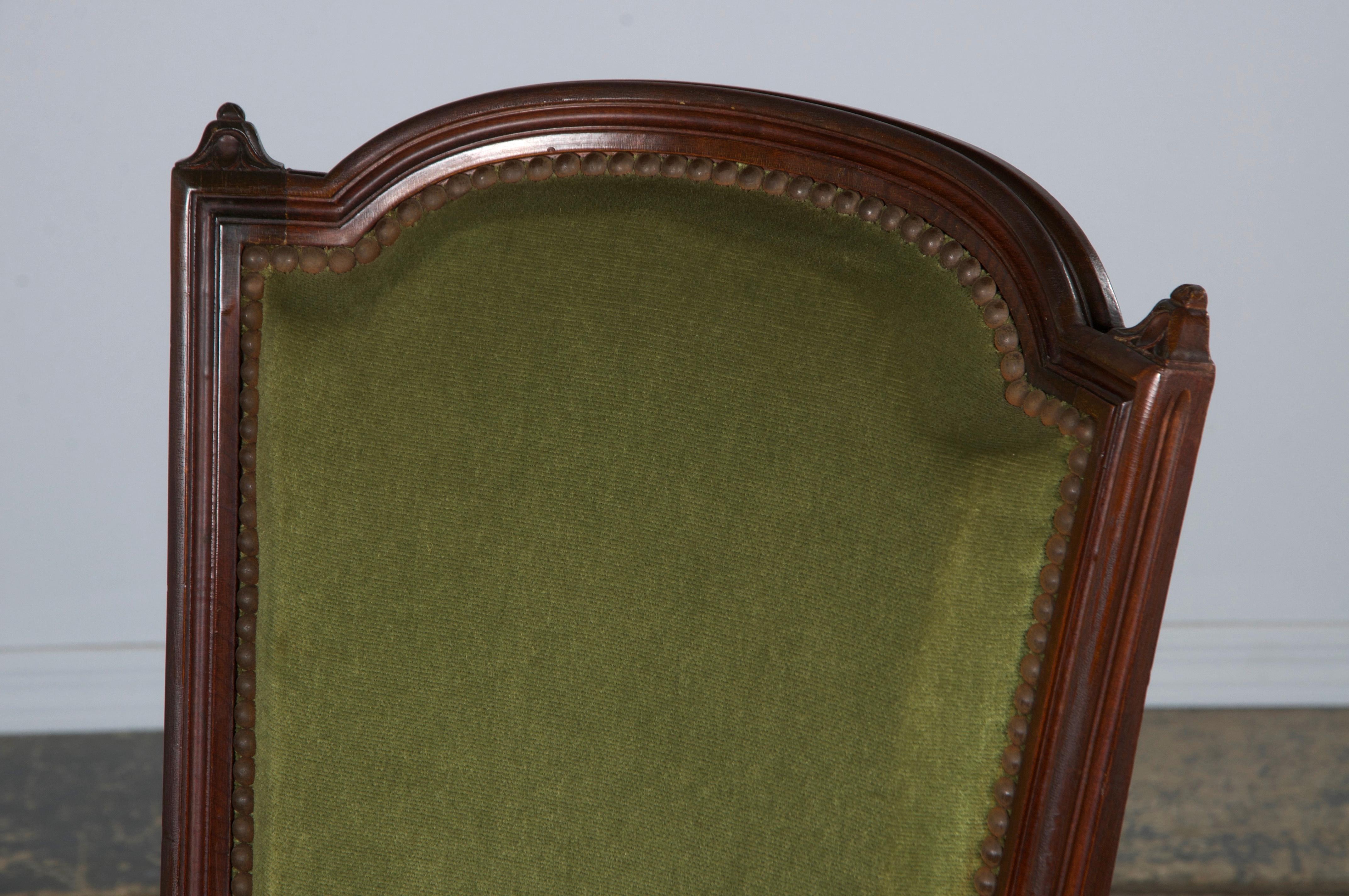 Sillas de Comedor Francesas de Arce Estilo Luis XVI con Mohair Verde - Set de 6 en venta 11