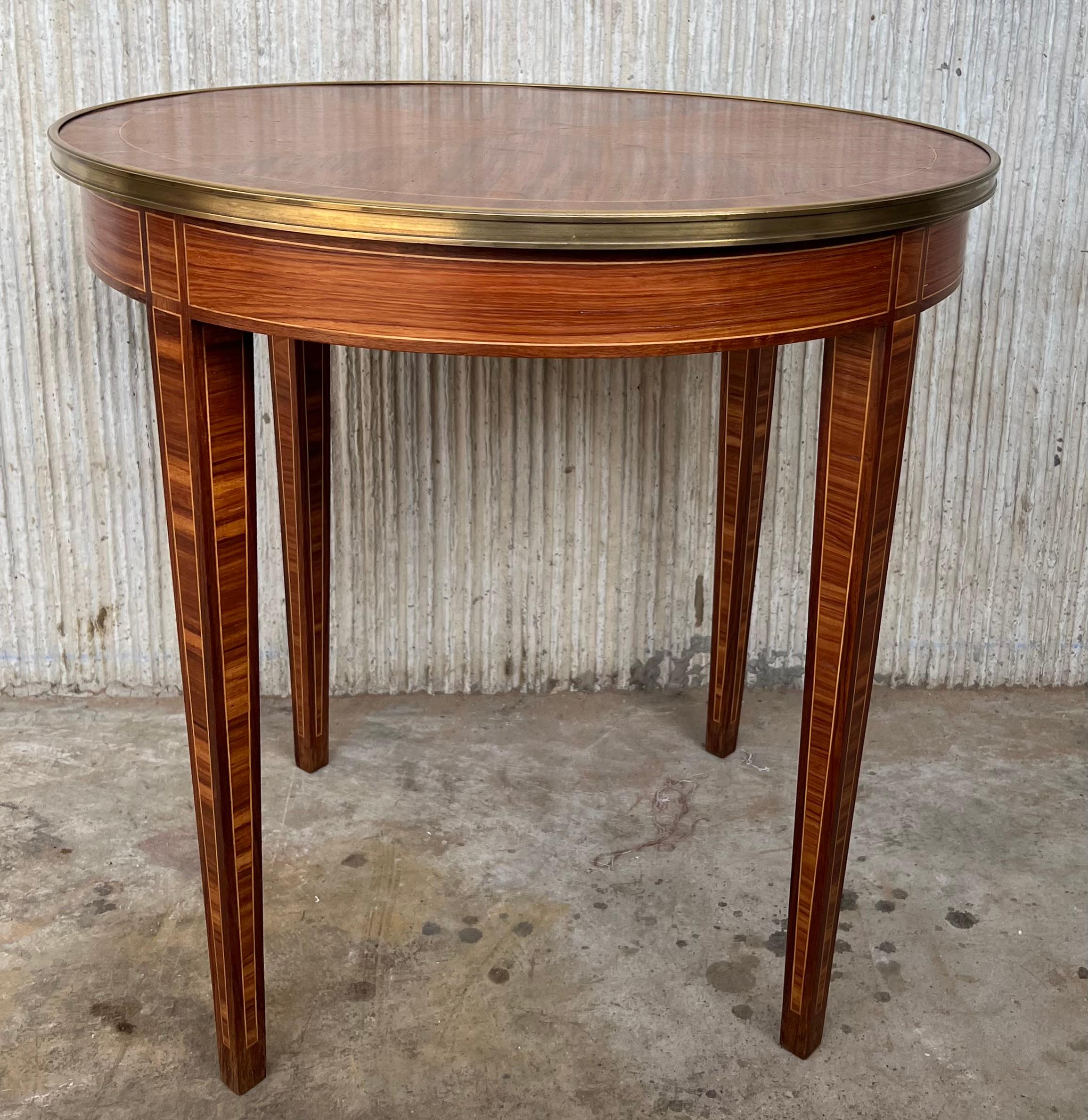 French Louis XVI Style Marquetry Inlaid Gilt Bronze Circular Round Accent Table In Good Condition In Miami, FL