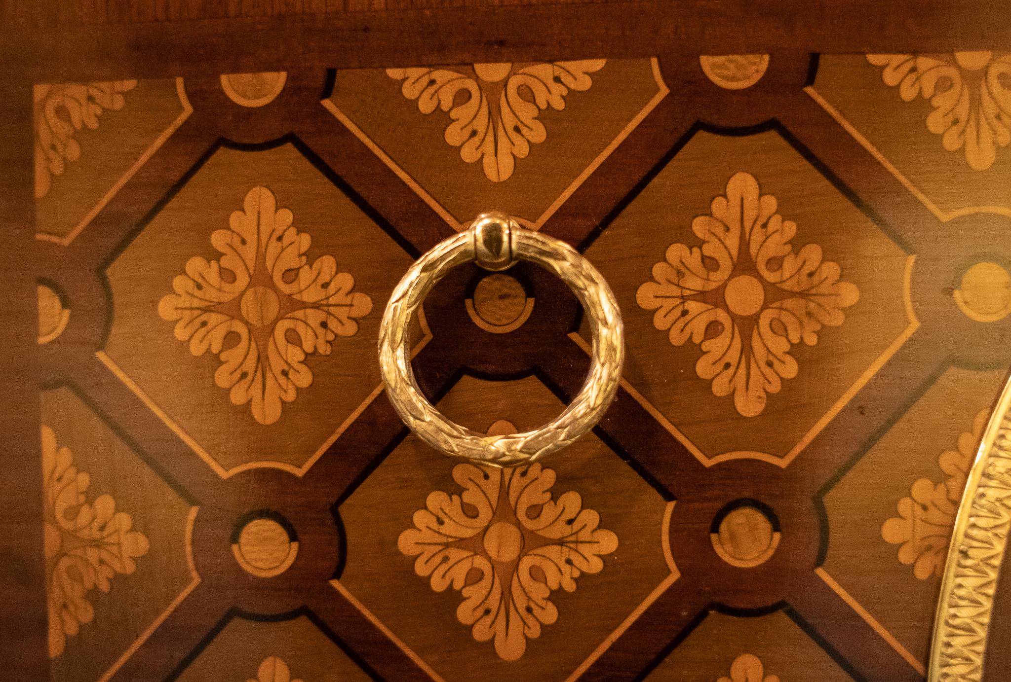 French Louis XVI Style Marquetry Inlaid Marble-Top Commode For Sale 6