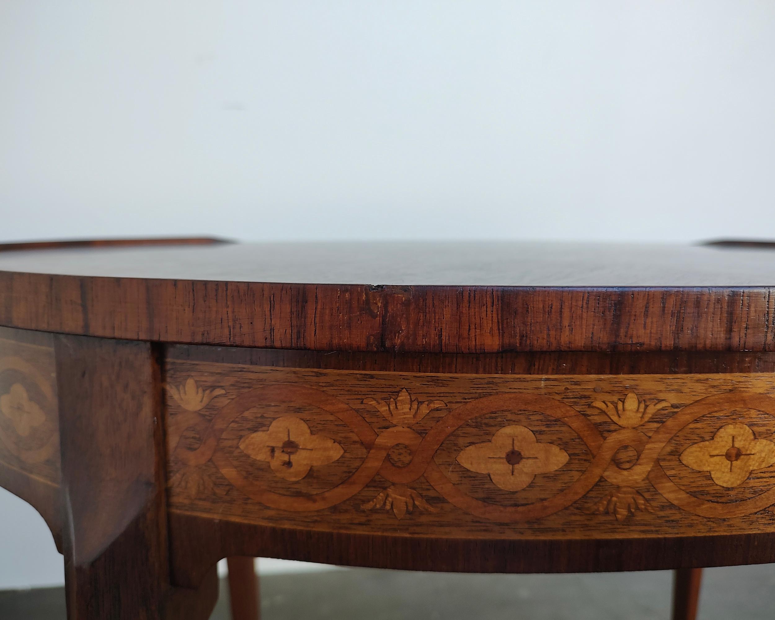 French Louis XVI Style Marquetry Oval Side Table with Hidden Drawer For Sale 6
