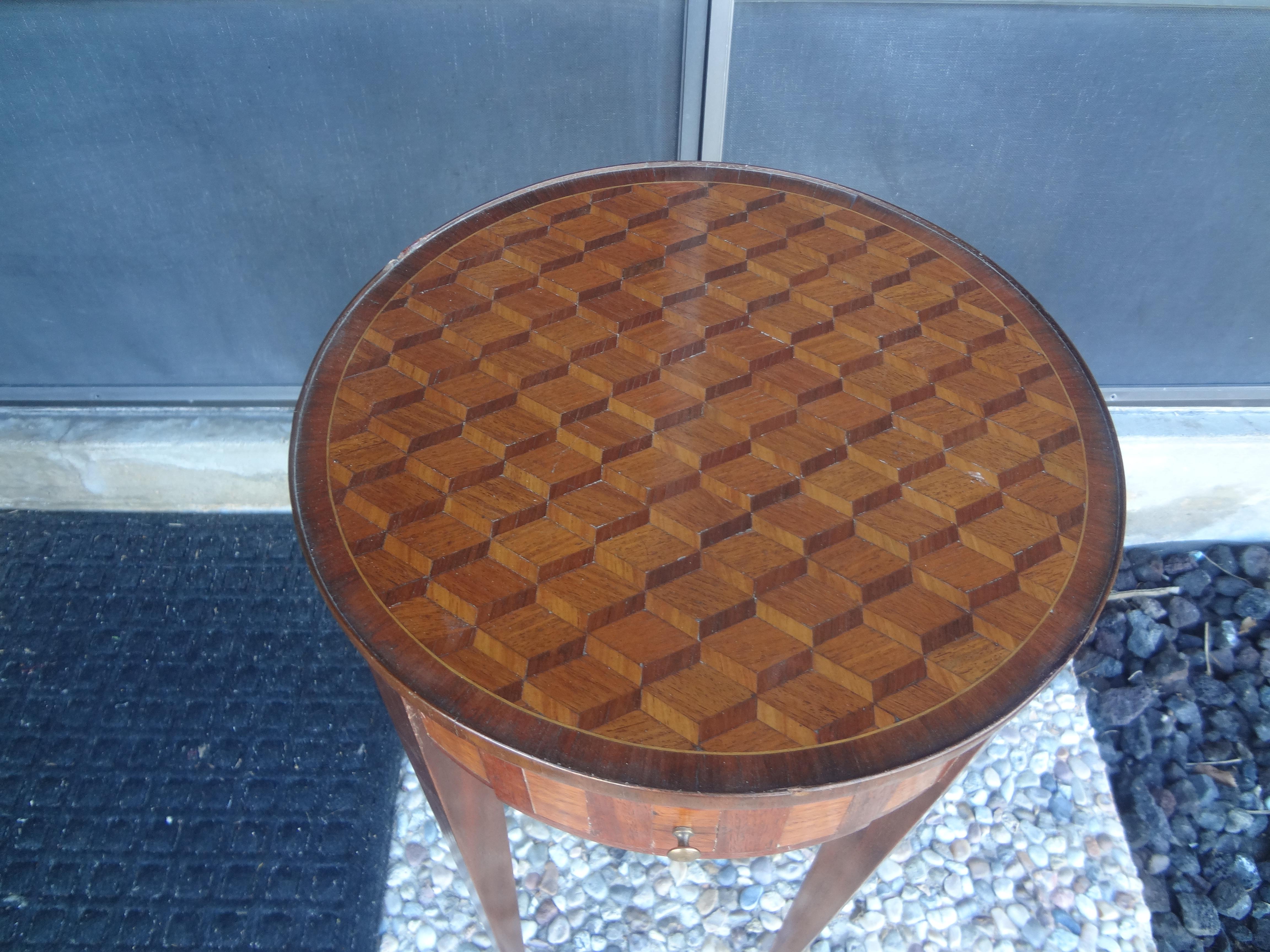 French Louis XVI Style Marquetry Table For Sale 1
