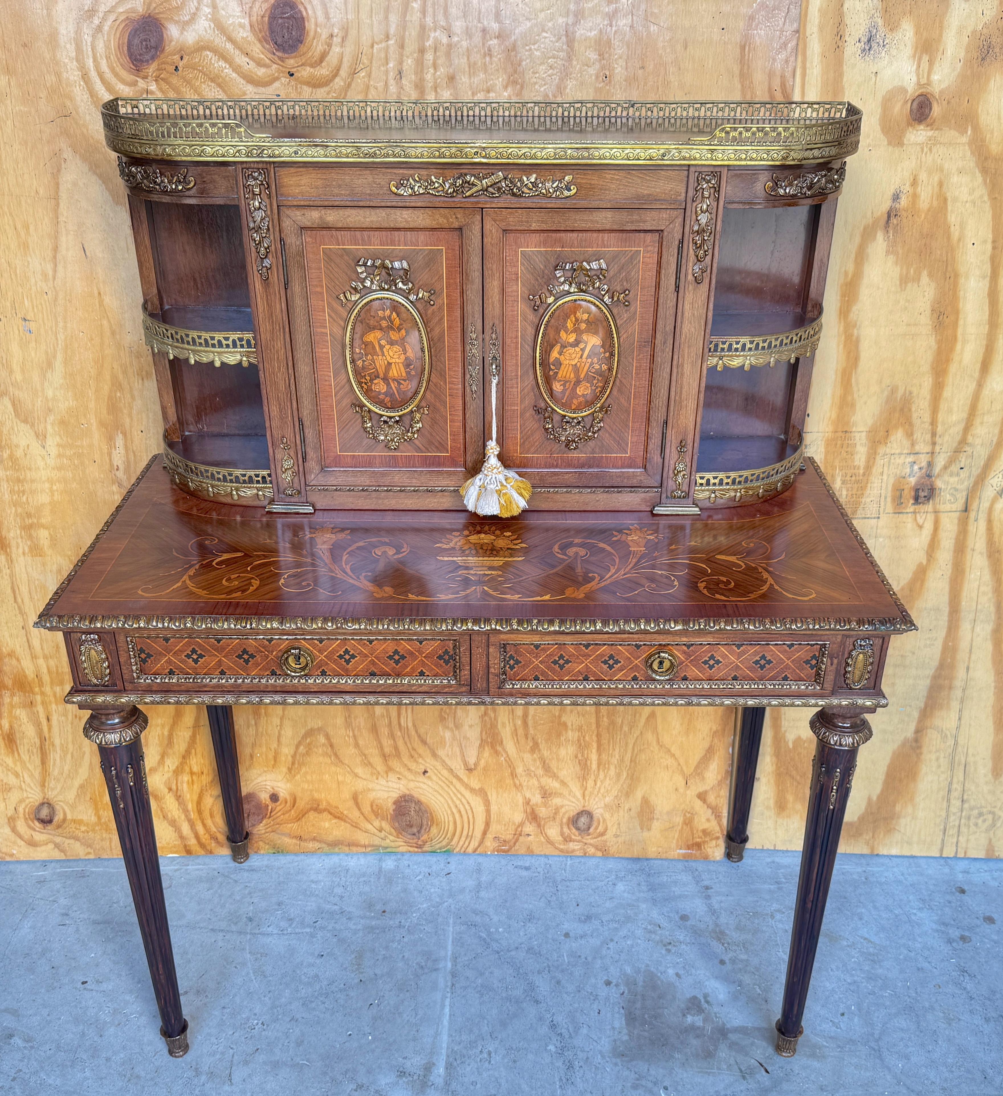 Français Bureau en marqueterie de style Louis XVI/ Bonheur du Jour en vente