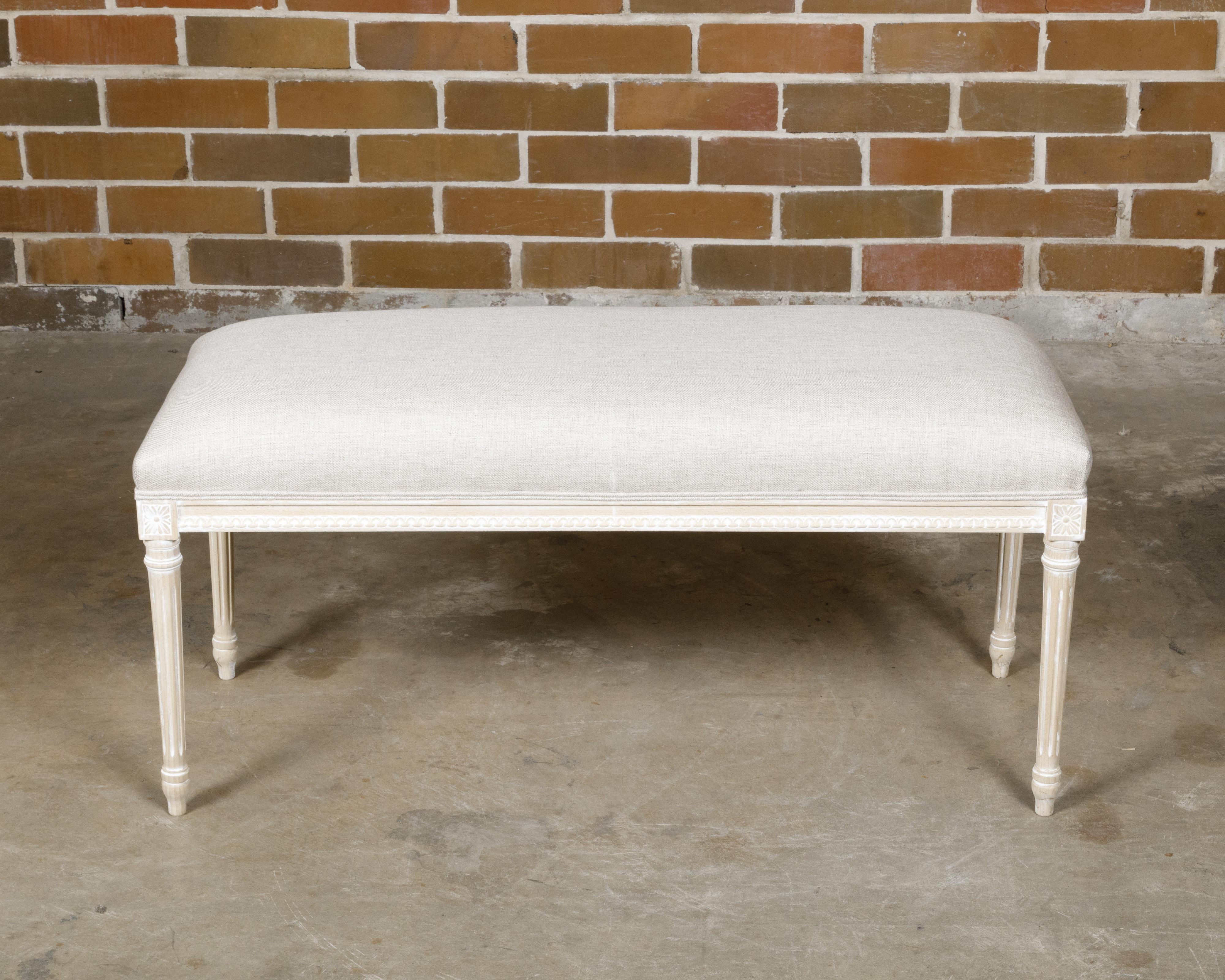 French Louis XVI Style Natural Wood Bench with White Painted Accents, circa 1900 In Good Condition For Sale In Atlanta, GA