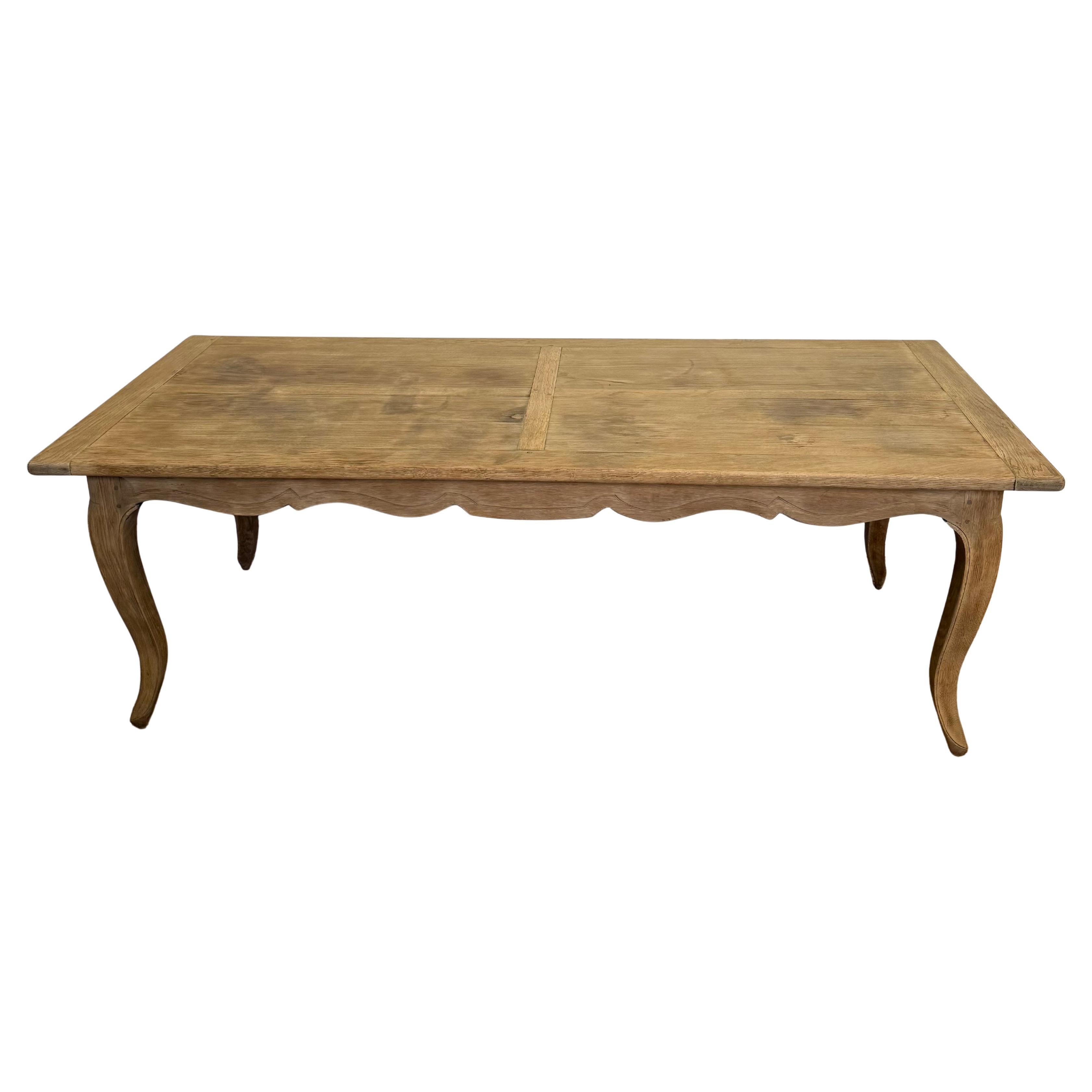 Mesa de granja francesa de roble estilo Luis XVI en venta