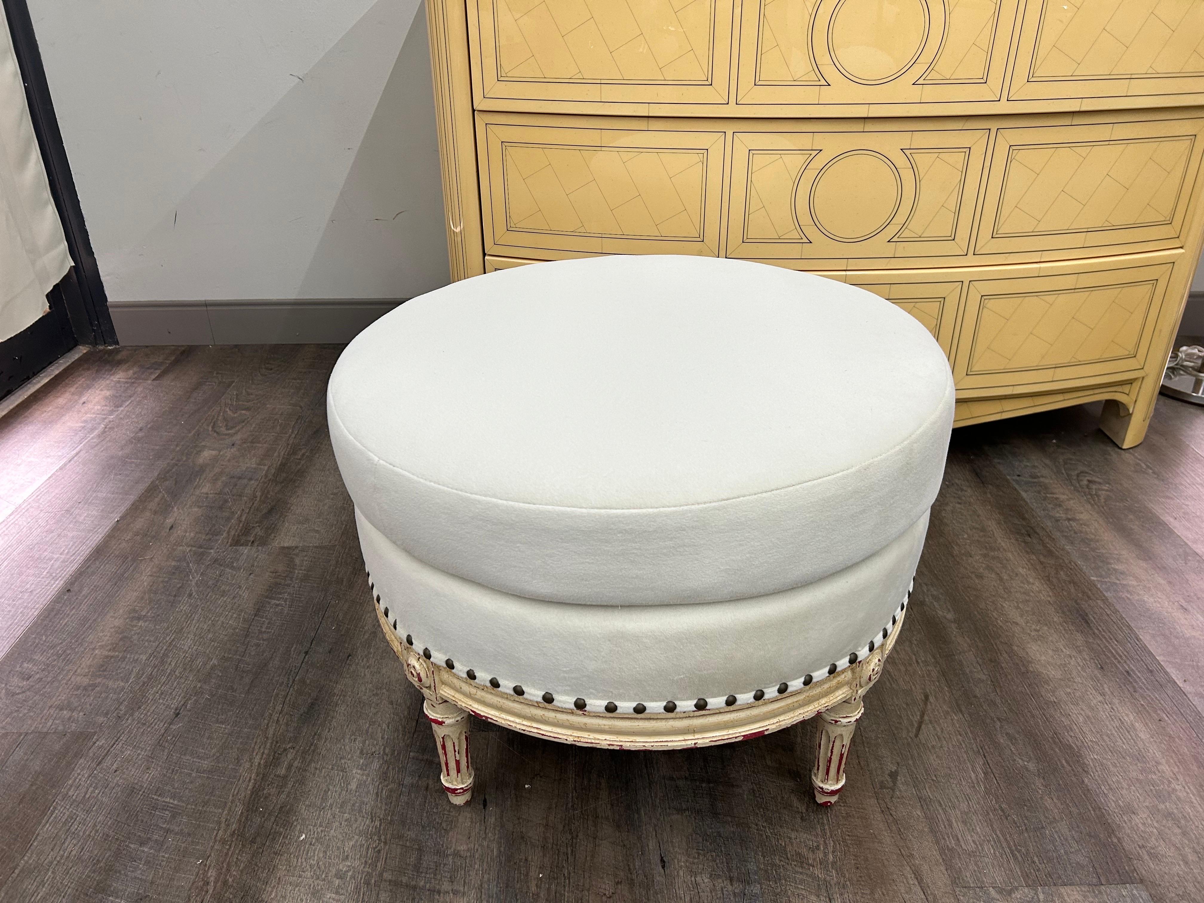Francese Ottomana o pouf francese in stile Luigi XVI in vendita