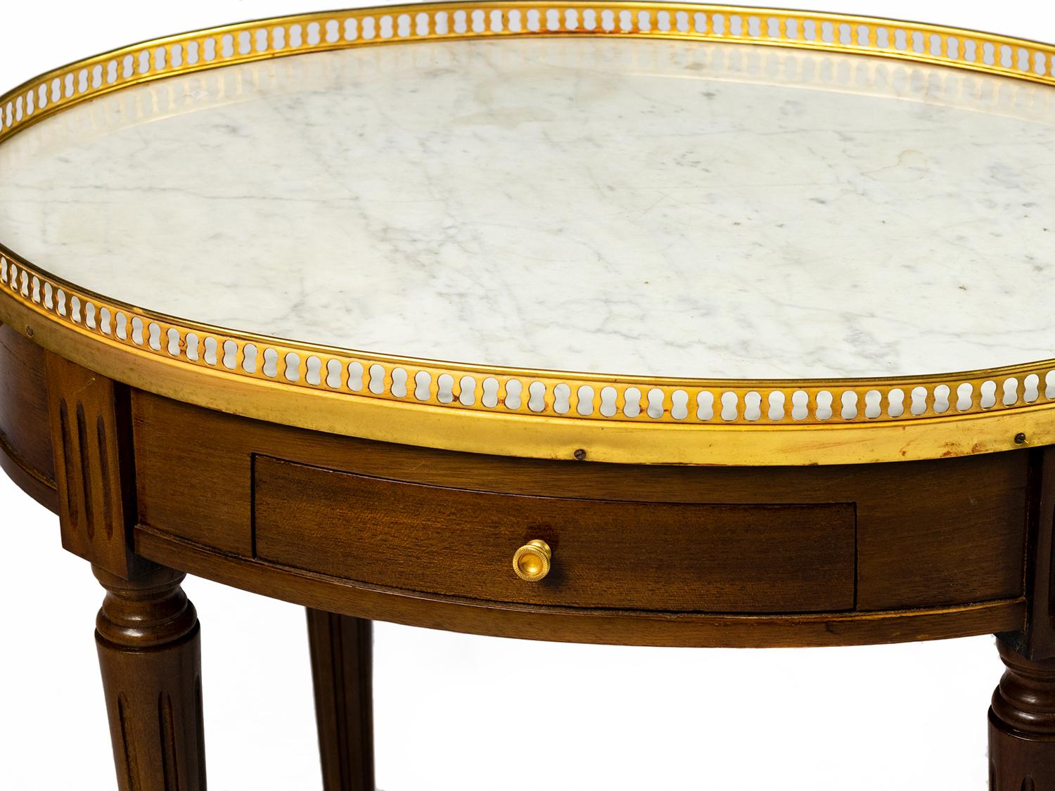 19th Century French Louis XVI Style Oval Guéridon Bouillotte Table For Sale