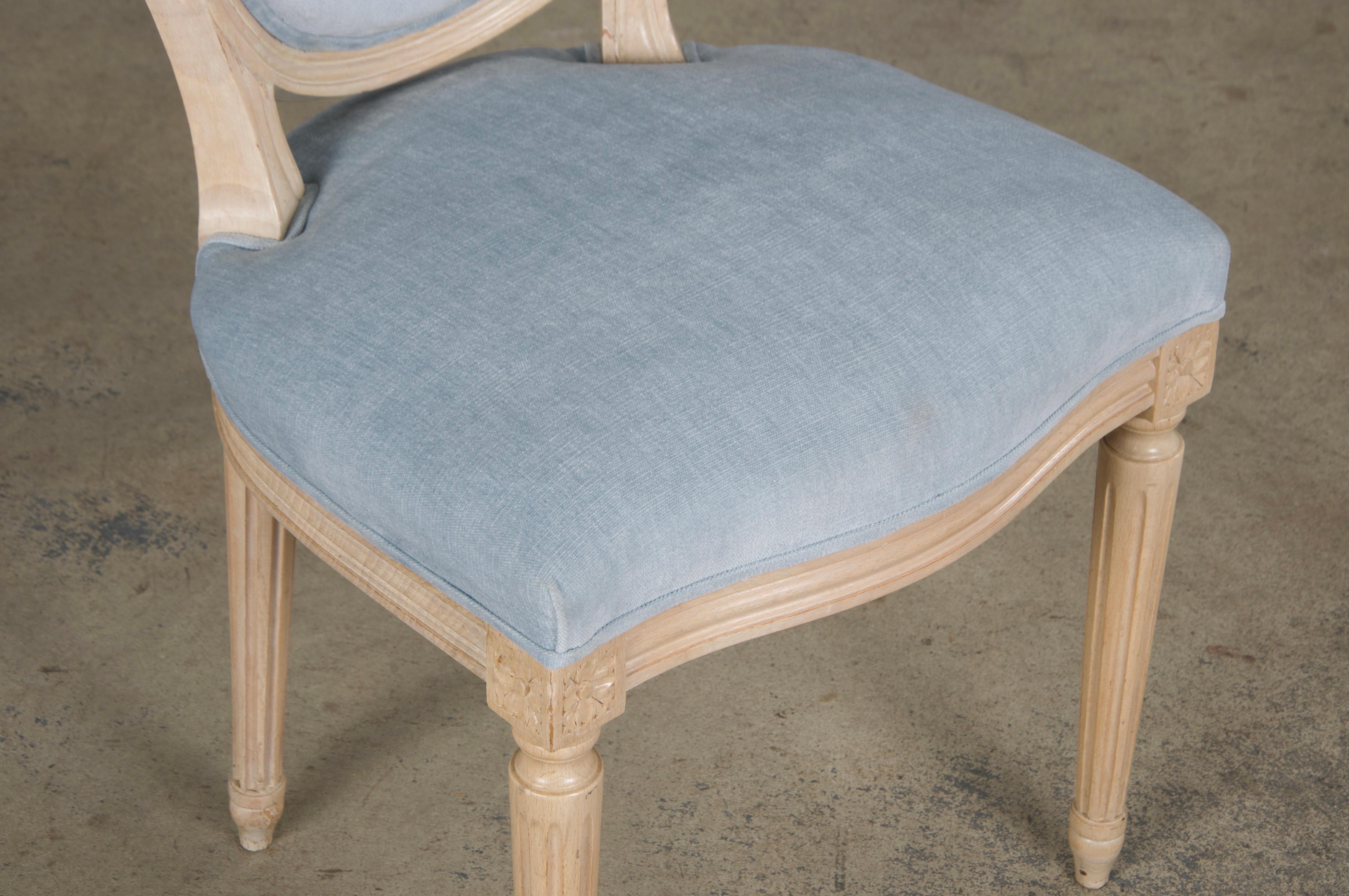 French Louis XVI Style Painted Dining Chairs W/ Light Blue Velvet - Set of 6 For Sale 4