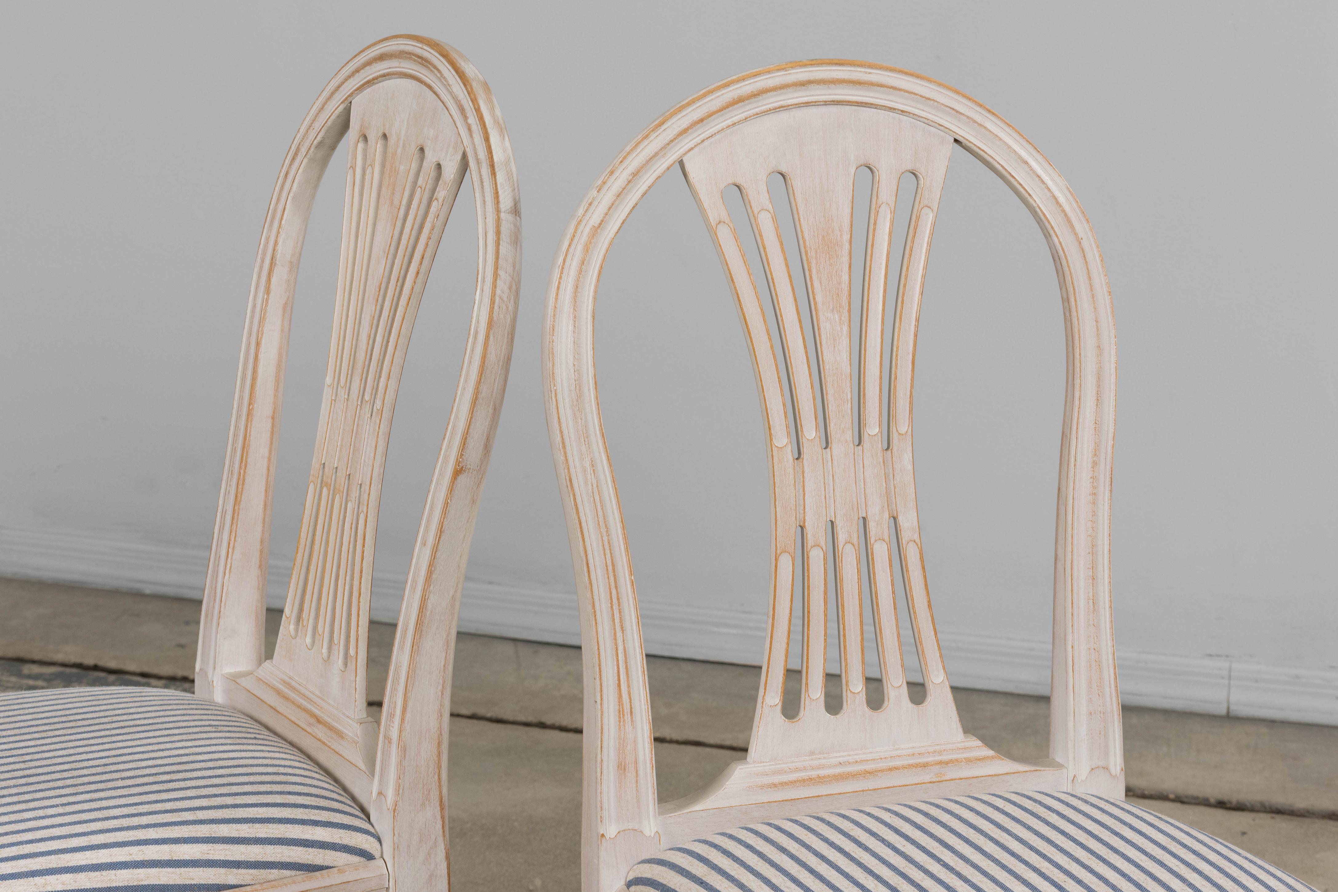 French Louis XVI Style Painted Dining Chairs W/ Striped Linen - Set of 6 en vente 13
