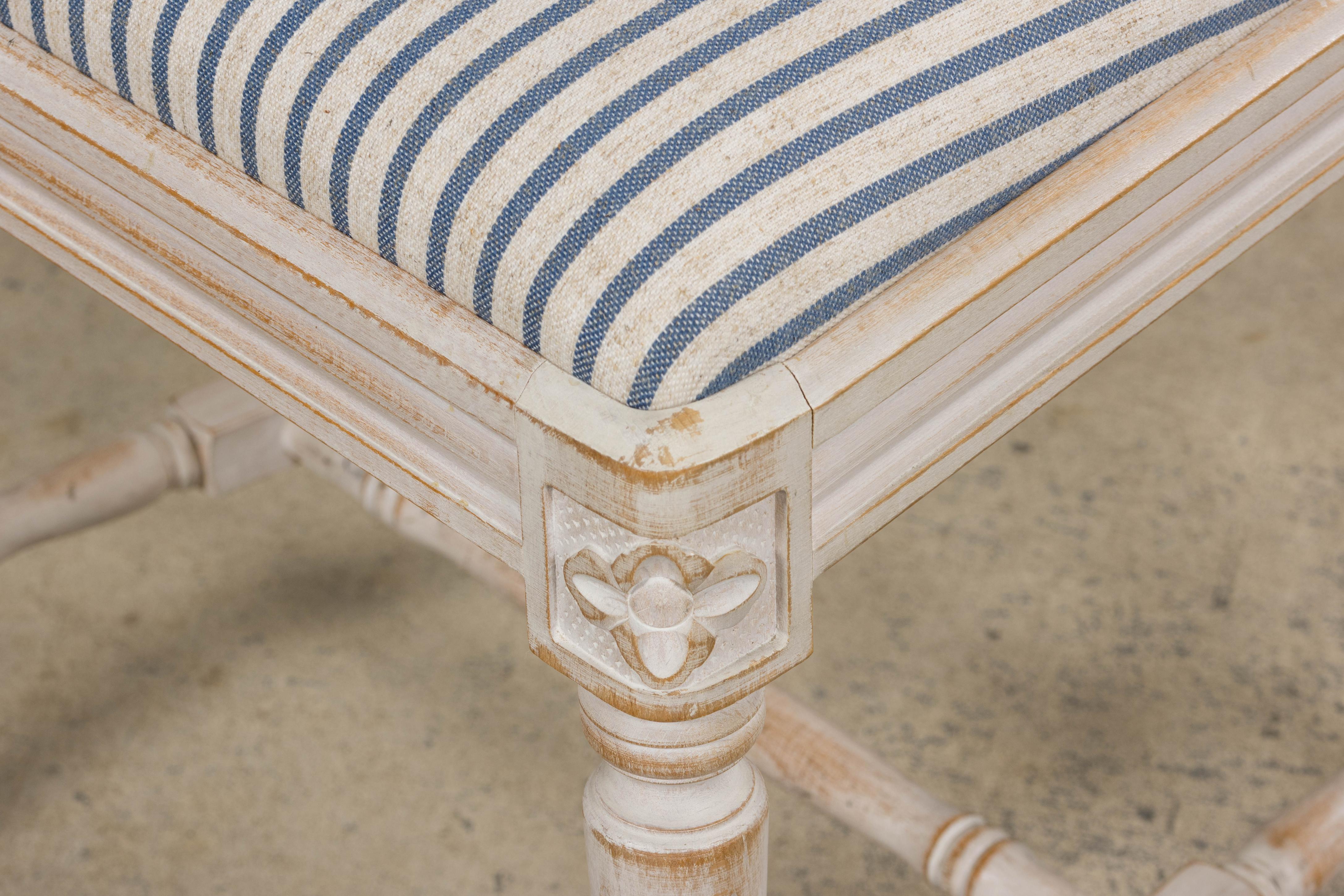French Louis XVI Style Painted Dining Chairs W/ Striped Linen - Set of 6 en vente 14