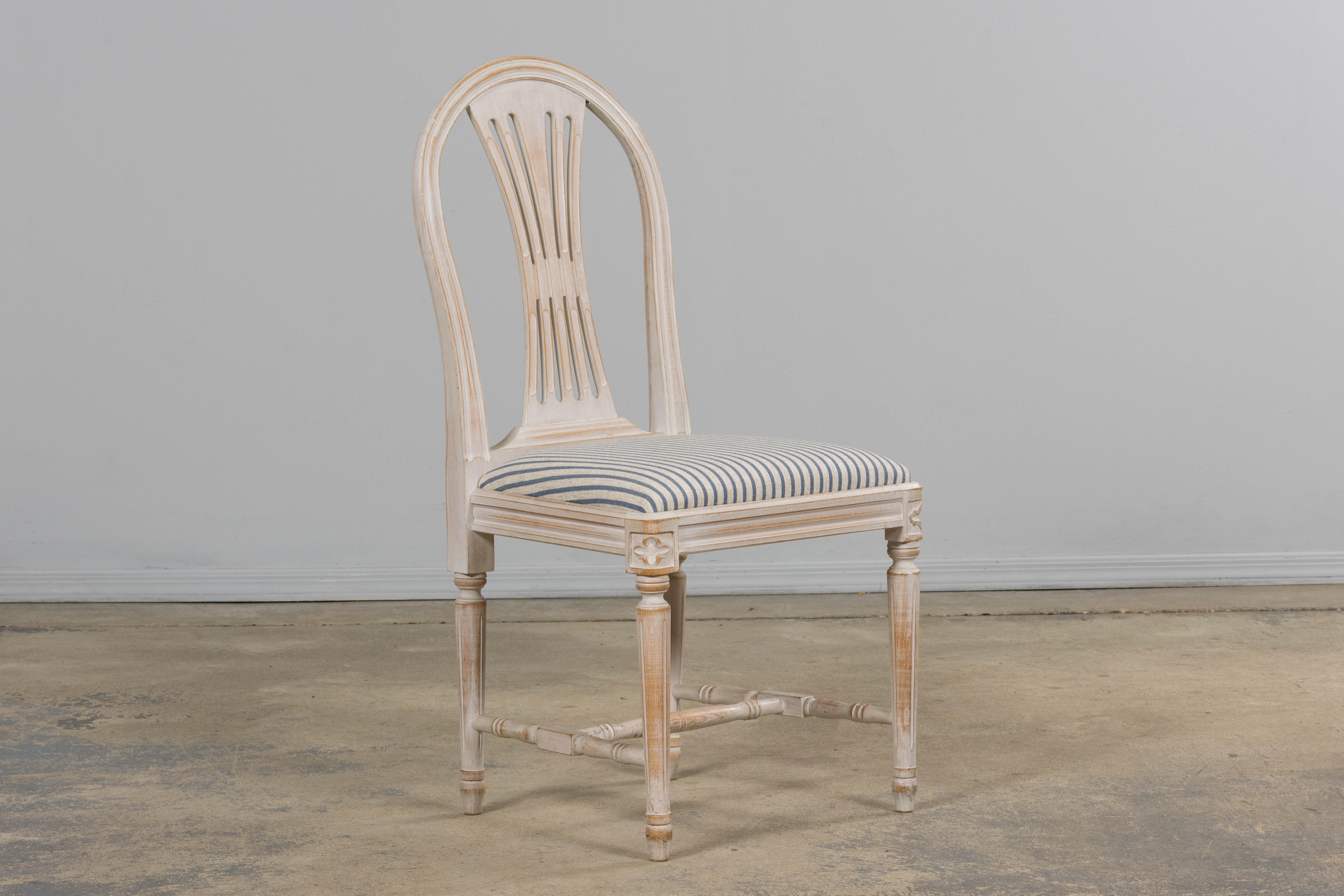 French Louis XVI Style Painted Dining Chairs W/ Striped Linen - Set of 6 en vente 2