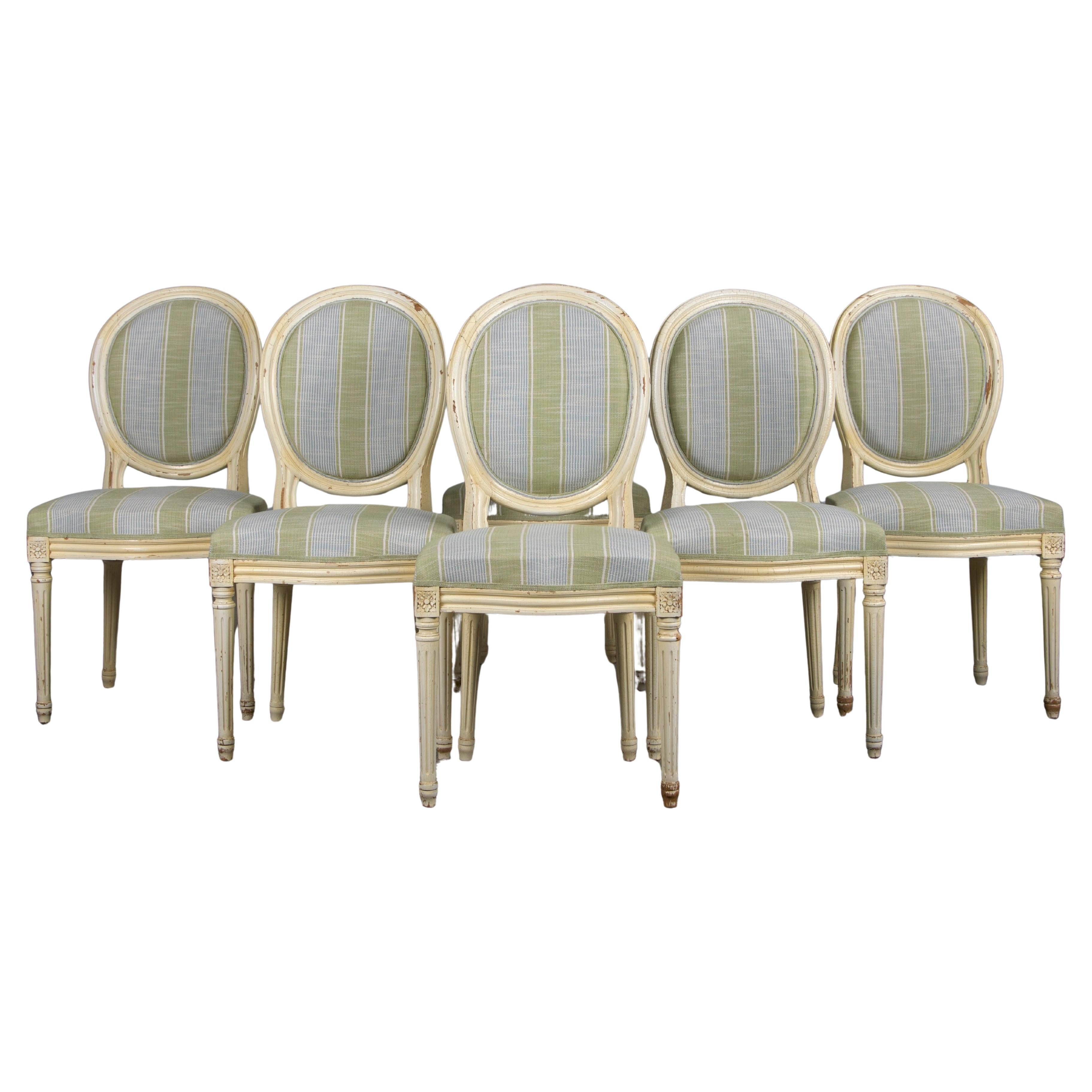 Französische Louis XVI-Stil gemalt Esszimmerstühle W / gestreiften Leinen - Set von 6
