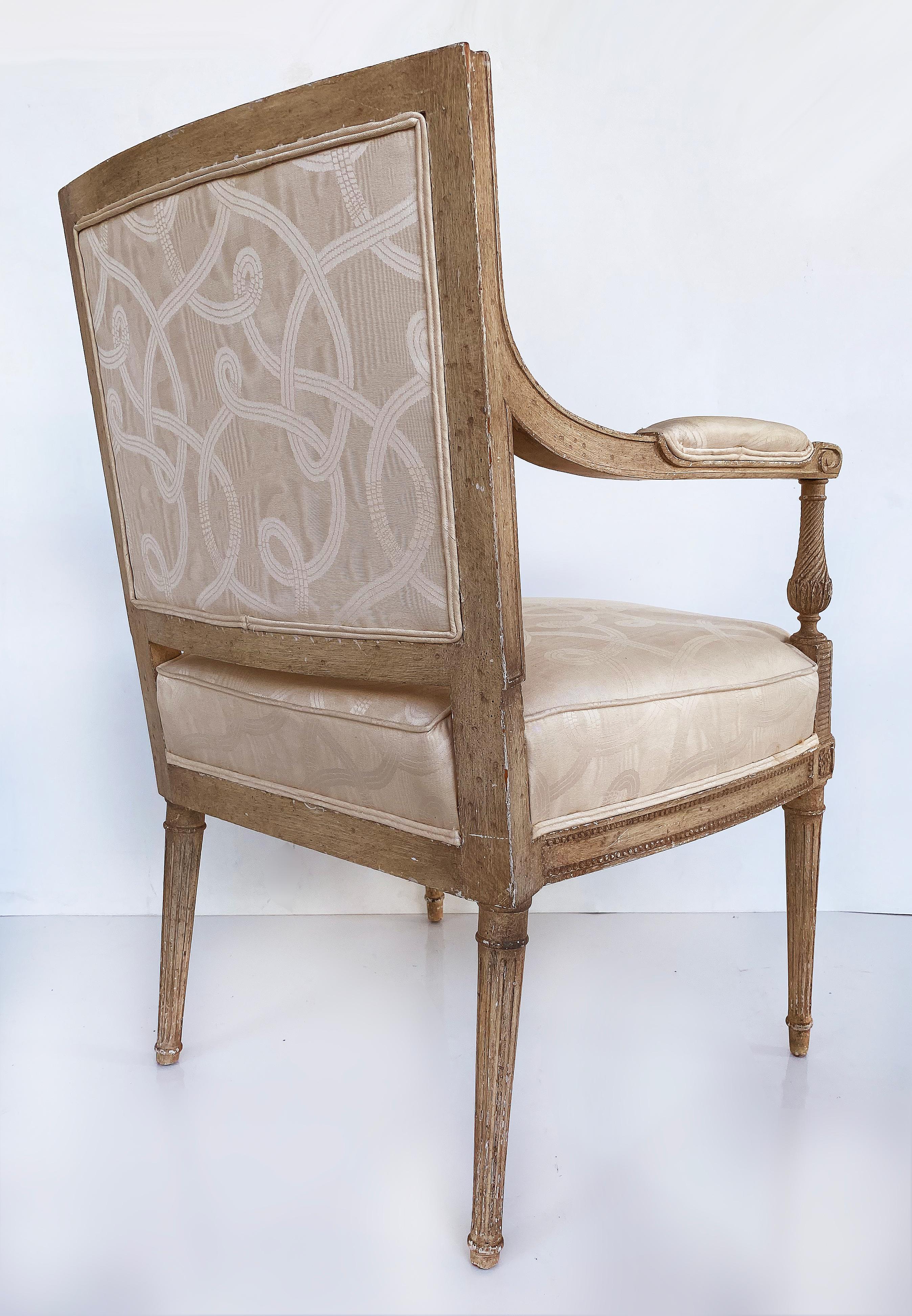 French Louis XVI Style Painted Fauteuil Armchairs, Late 19th Century -Early 20th For Sale 2