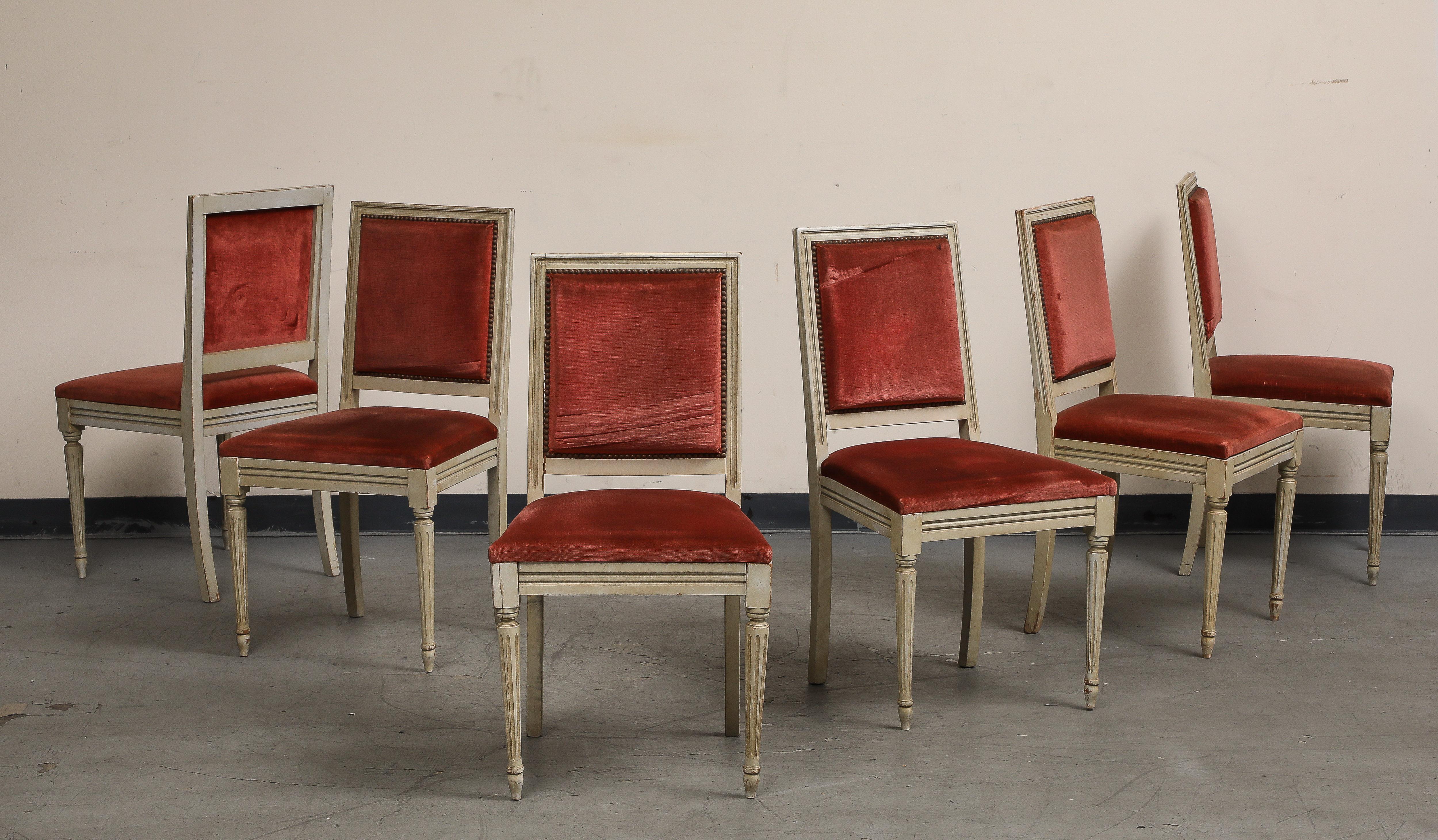 French Louis XVI Style Painted Side Chairs, Set of 6 In Good Condition For Sale In Chicago, IL