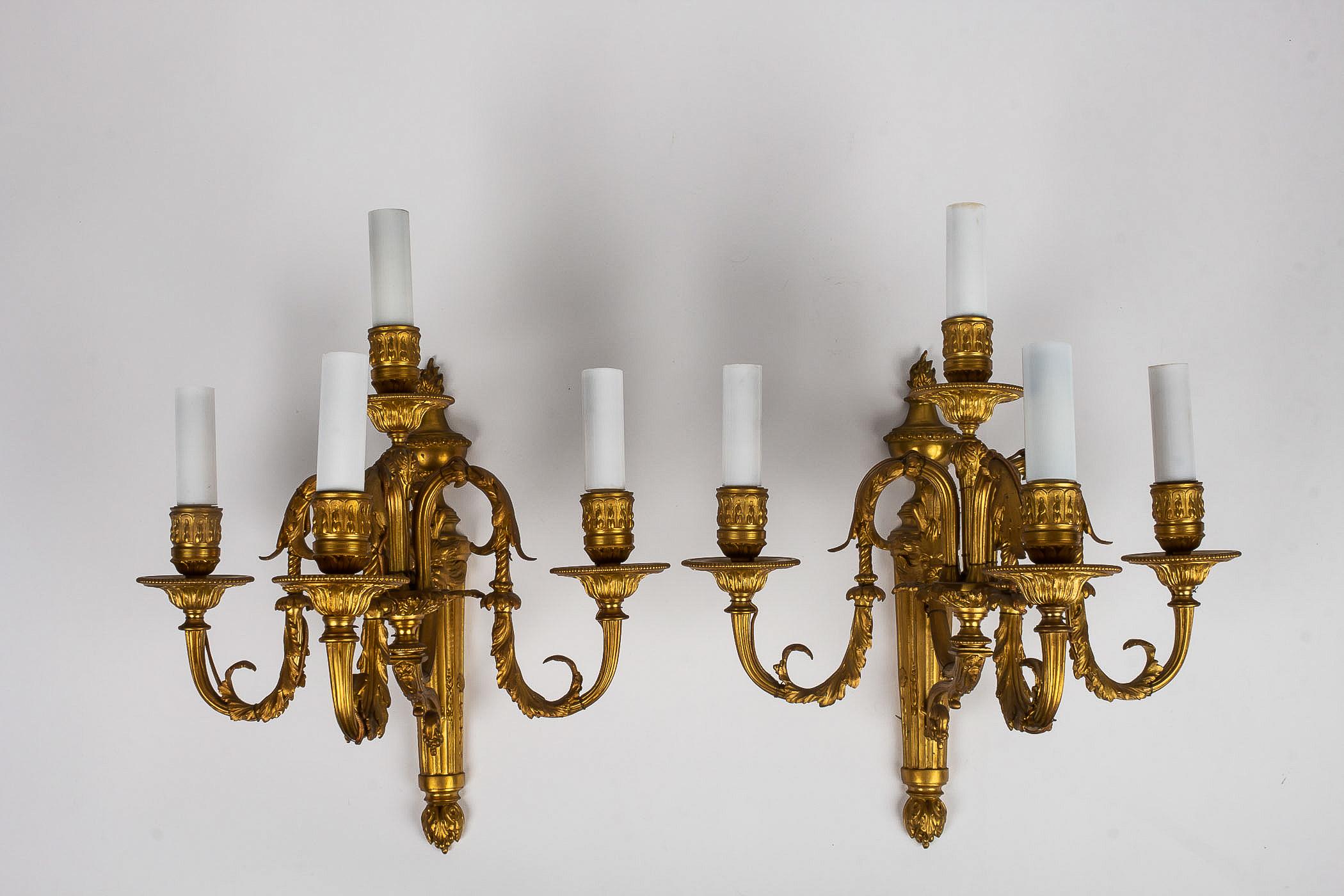 French Louis XVI Style, Pair of Small Chiseled Ormolu Sconces, circa 1880 7