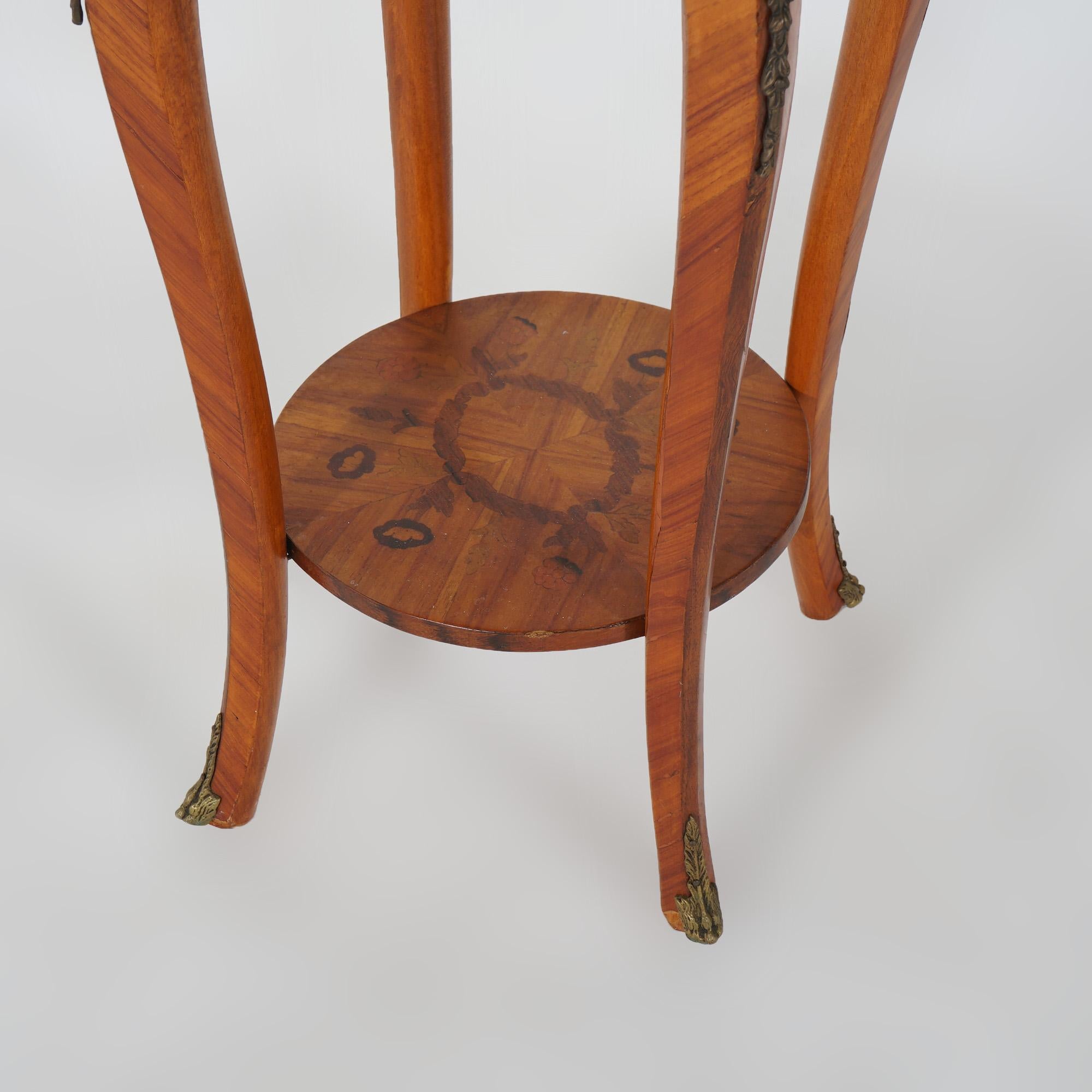 Marbre Table française de style Louis XVI en bois de satin, marqueterie incrustée et plateau en marbre rouge en vente