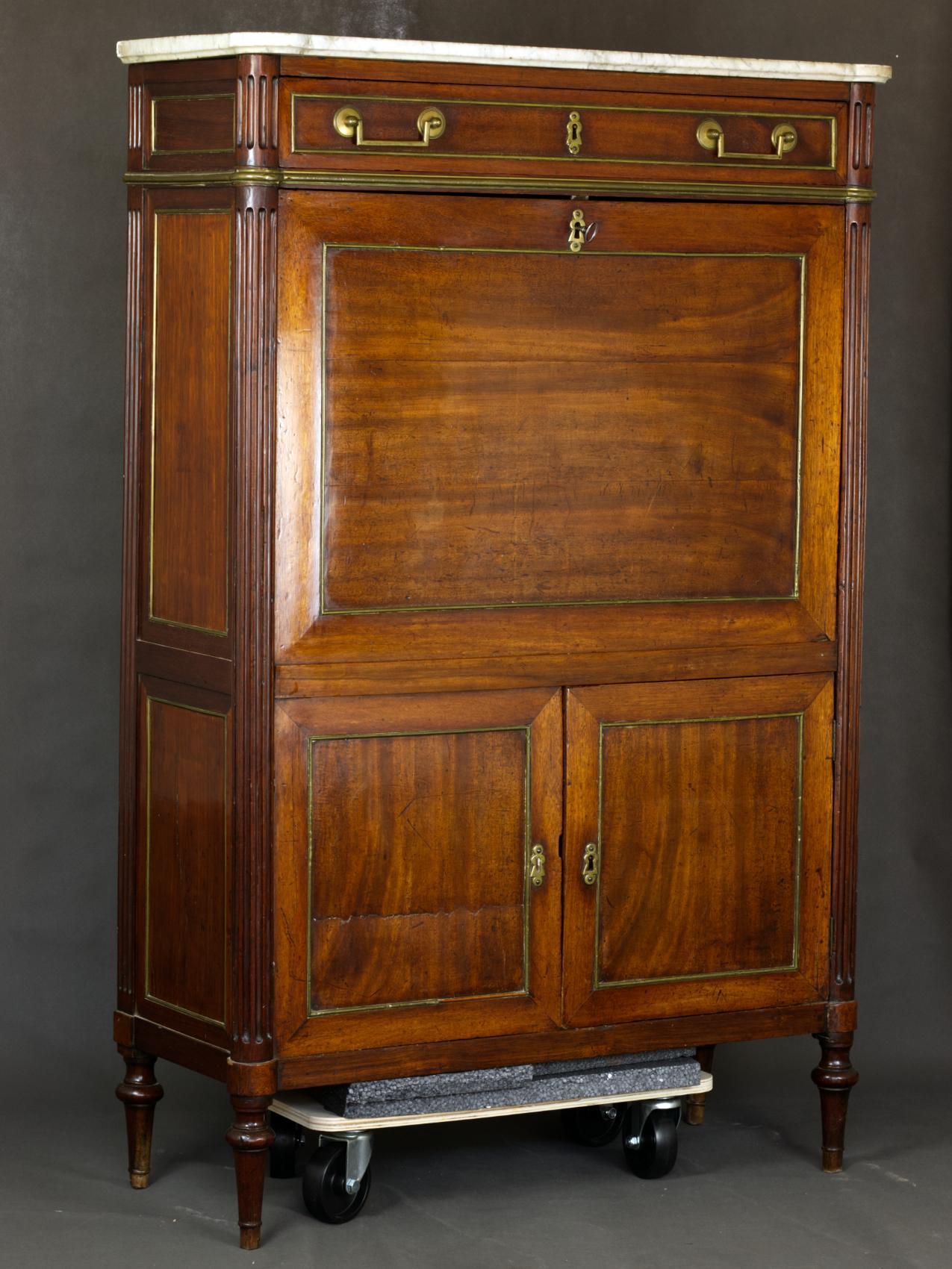 Ottone Secretaire Abattant / Scrivania francese Luigi XVI, circa 1800 in vendita