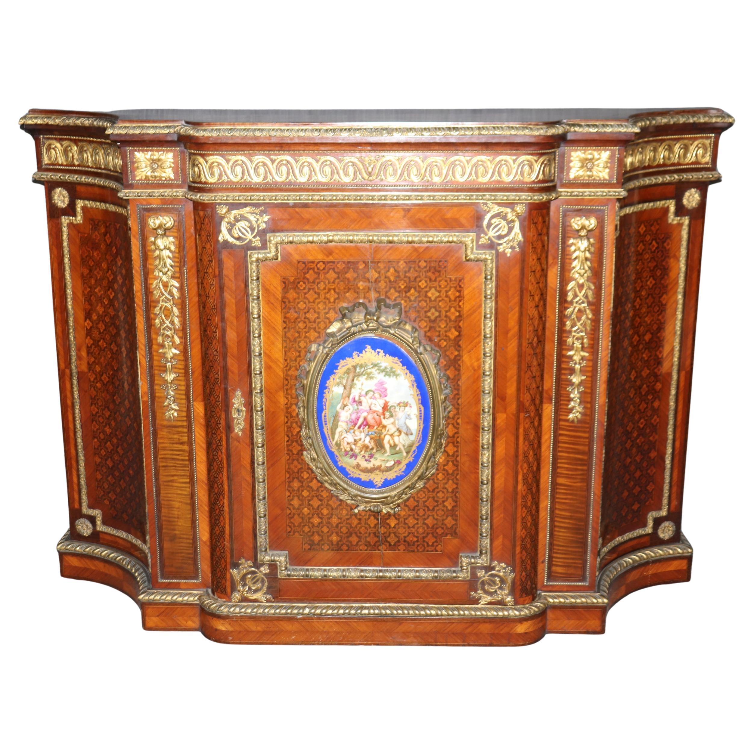 Französisch Louis XVI Stil Sèvres Plaques Bronze montiert Kabinett Server Anrichte im Angebot