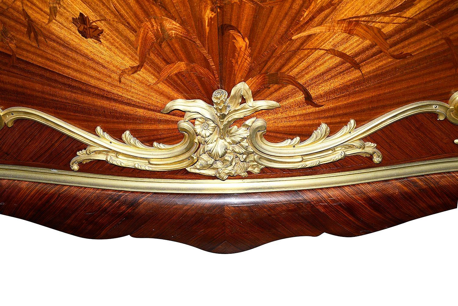 Mobiletto francese in stile Louis XVI, di Paul Sormani, circa 1890 in vendita 2