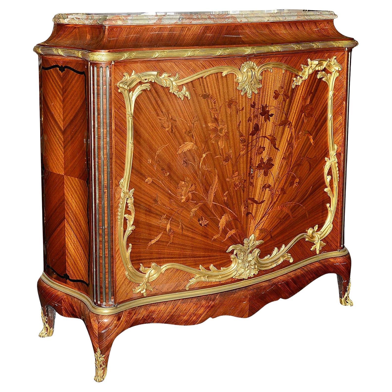 Meuble d'appoint de style Louis XVI, par Paul Sormani, vers 1890