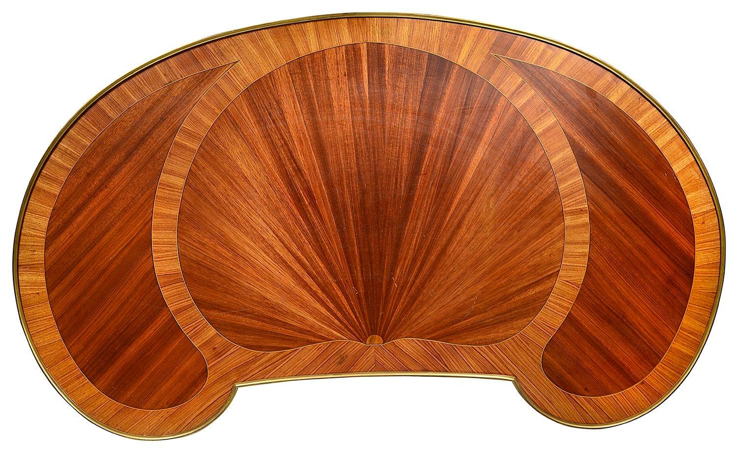 Table d'appoint de style Louis XVI, vers 1890 Bon état - En vente à Brighton, Sussex