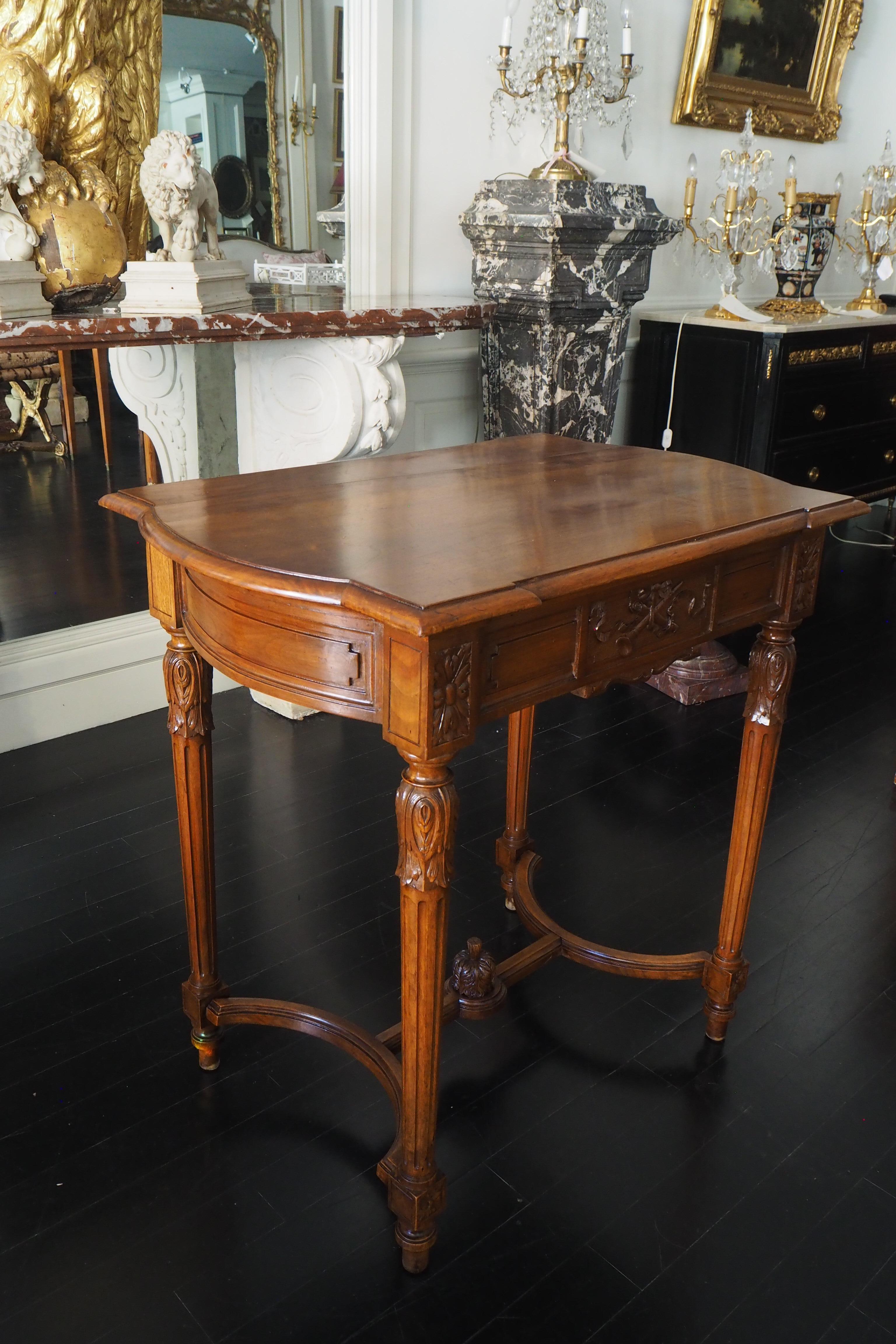 French Louis XVI Style Side Table or Writing Table, Entretoise Legs For Sale 4