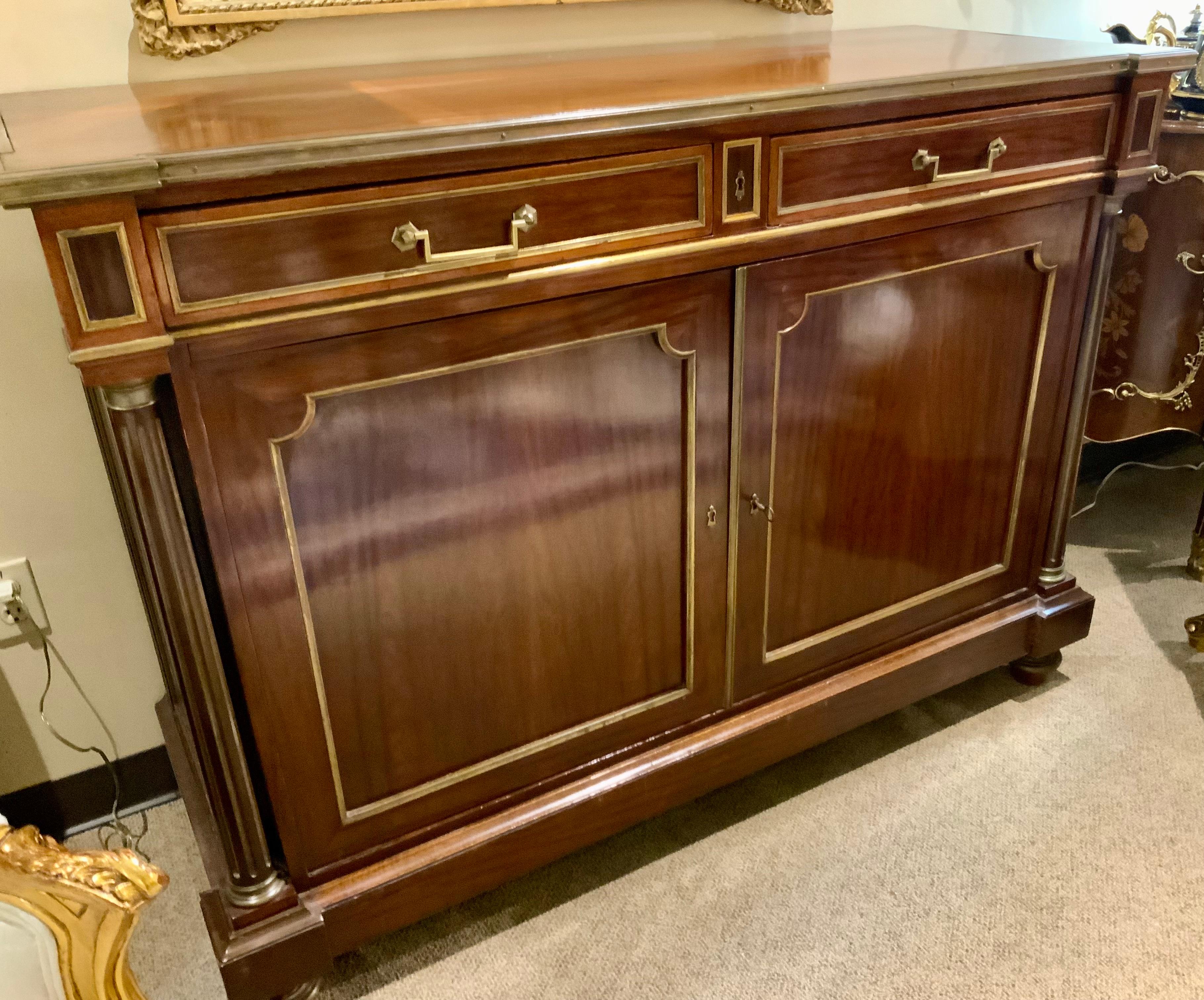 French Louis XVI style sideboard/buffet mahogany 19 th century  For Sale 8